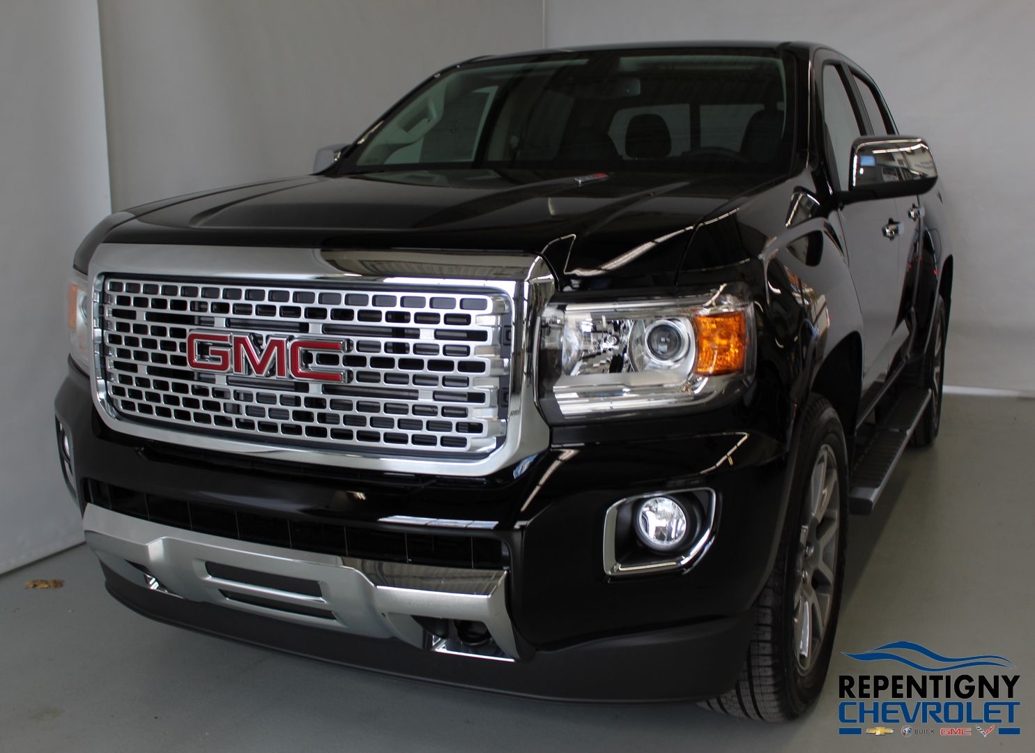 New 2019 GMC Canyon Denali, Diesel, Crew Cab,S/Box Onyx Black - $54735.