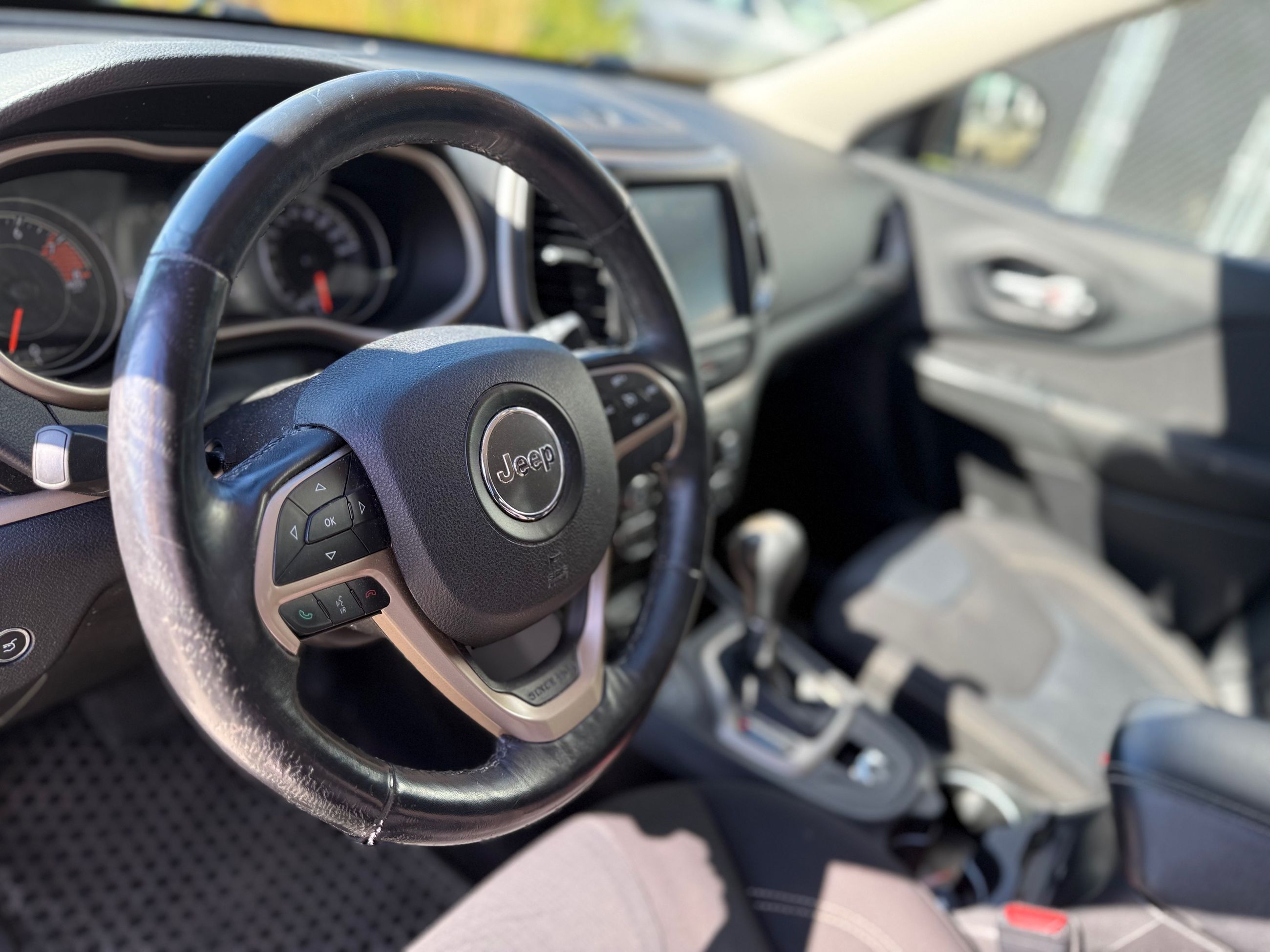 Photo Jeep Cherokee NORTH,CAMÉRA DE RECUL,BANC CHAUFFANT 2016 #4