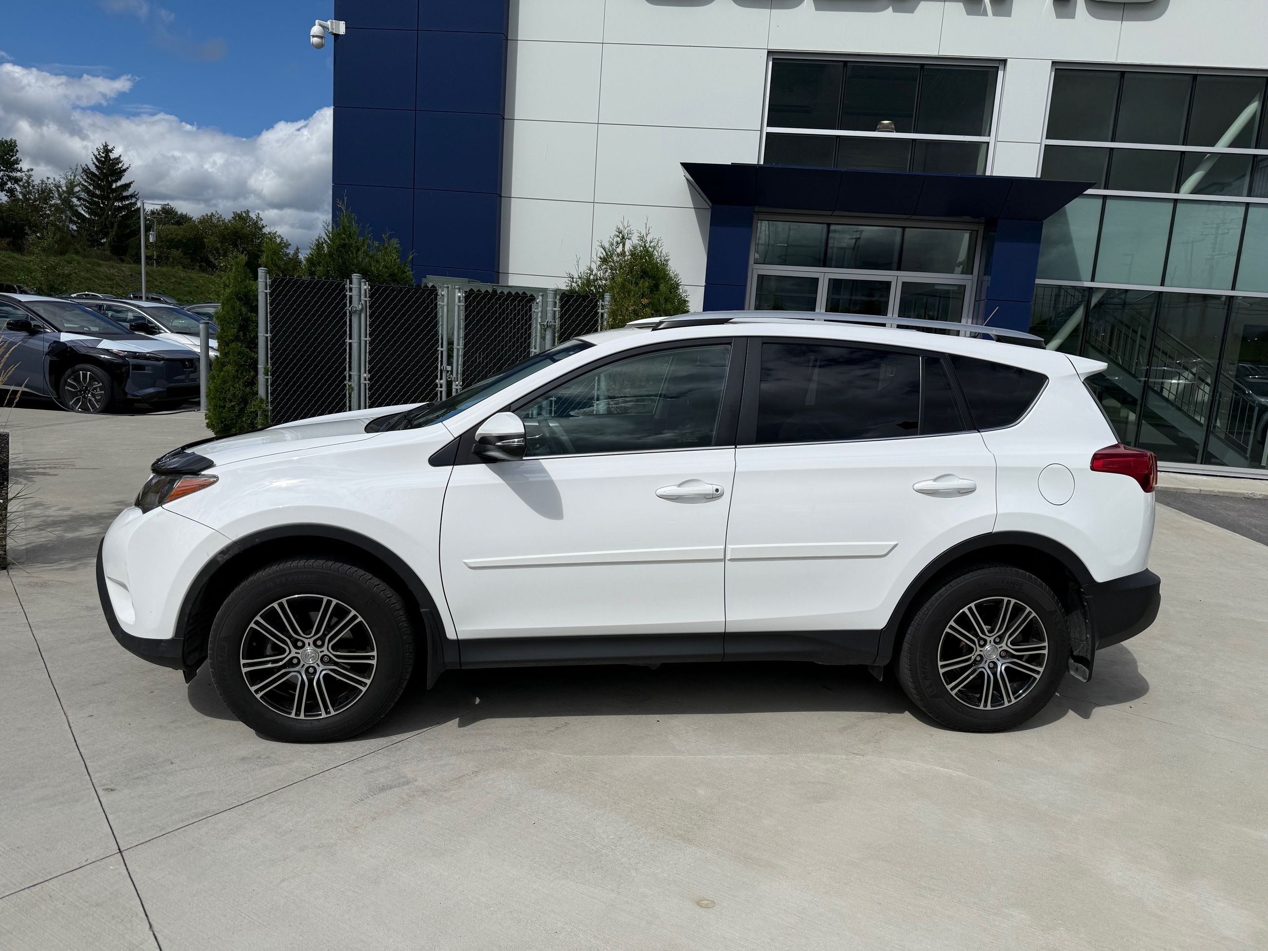 Photo 2015 Toyota RAV4 XLE,AWD,CAMÉRA DE RECUL,BANC CHAUFFANT #6