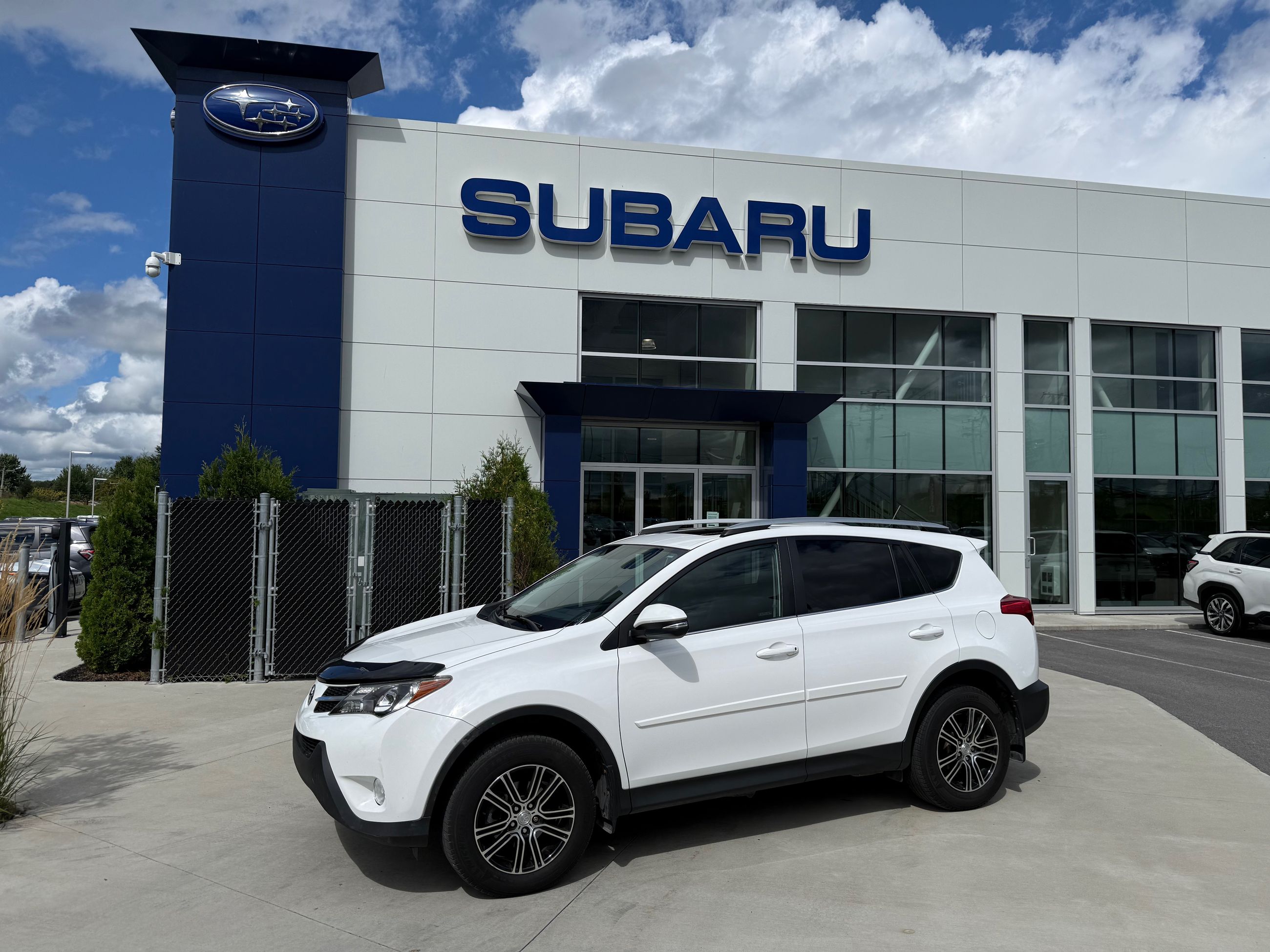 Photo 2015 Toyota RAV4 XLE,AWD,CAMÉRA DE RECUL,BANC CHAUFFANT #3