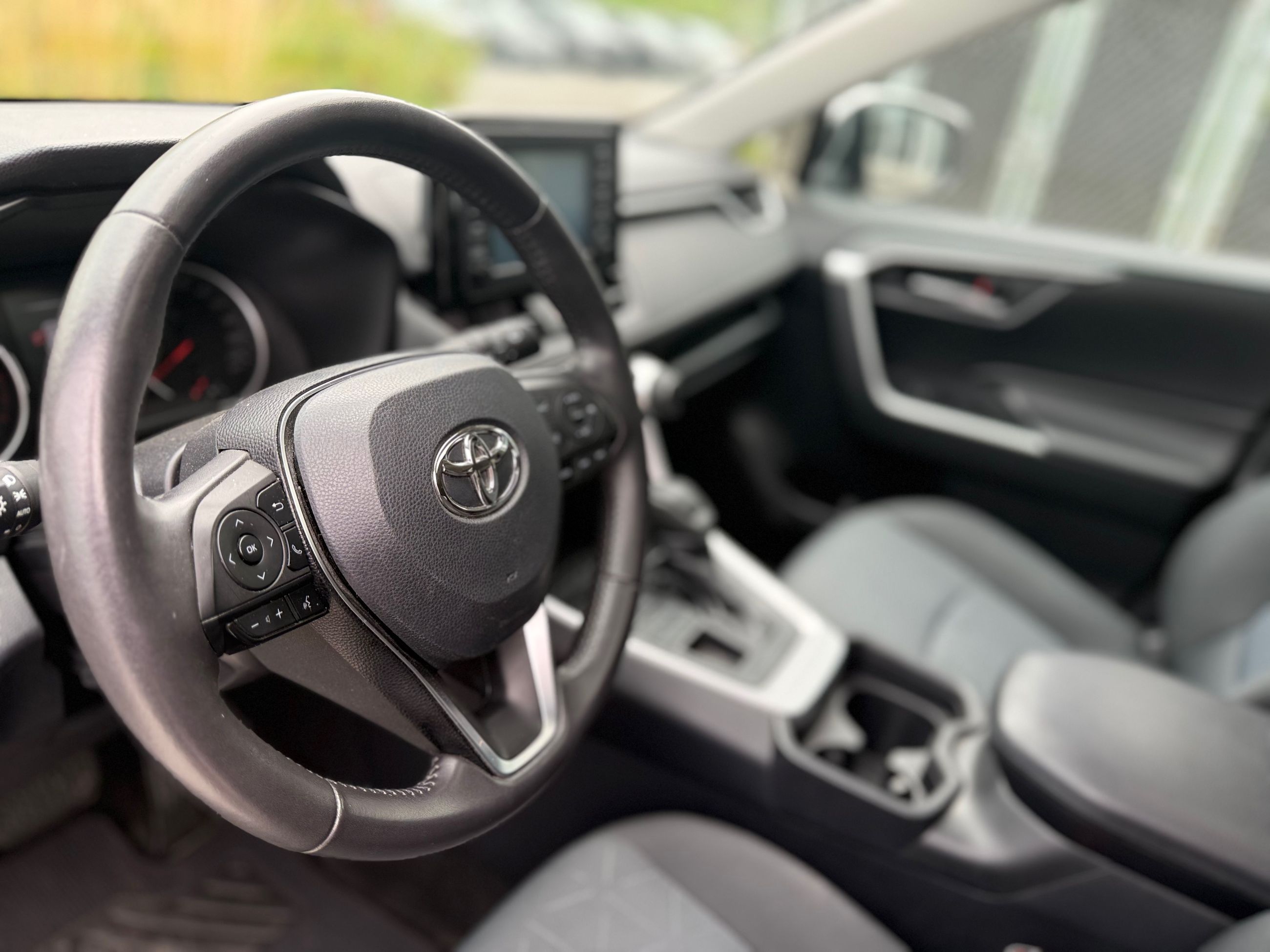 Photo Toyota RAV4 XLE,AWD,CAMÉRA DE RECUL,BANC CHAUFFANT 2019 #5