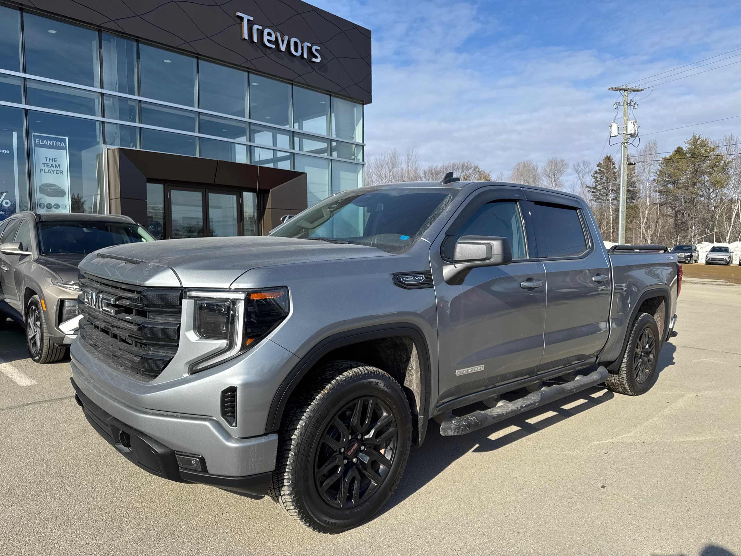 2024 GMC Sierra 1500 Elevation