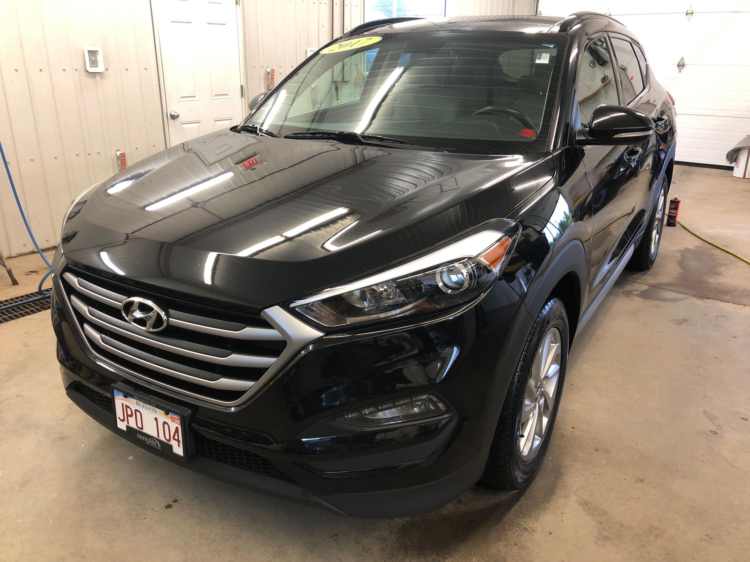 Used 2017 Hyundai Tucson Luxury in Miramichi - Used inventory - Trevors ...