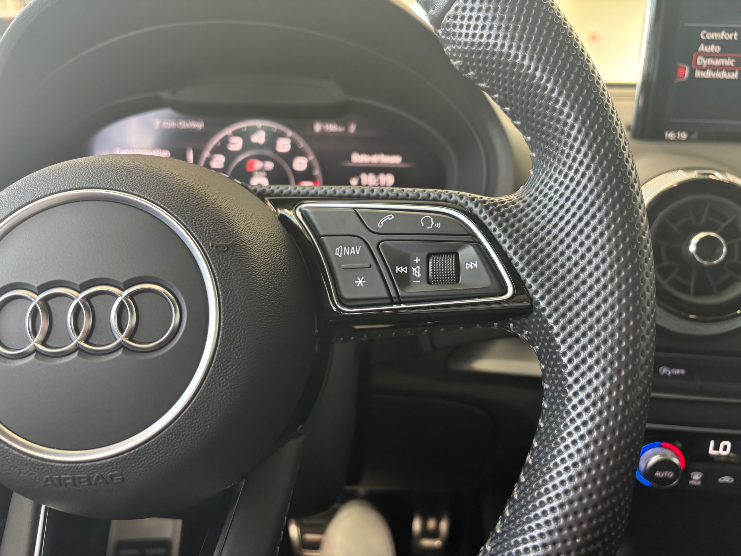 Audi S3 SEDAN Technik QUATRO JAMAIS ACCIDENTÉ 2019 FINANCEMENT AVANTAGEUX