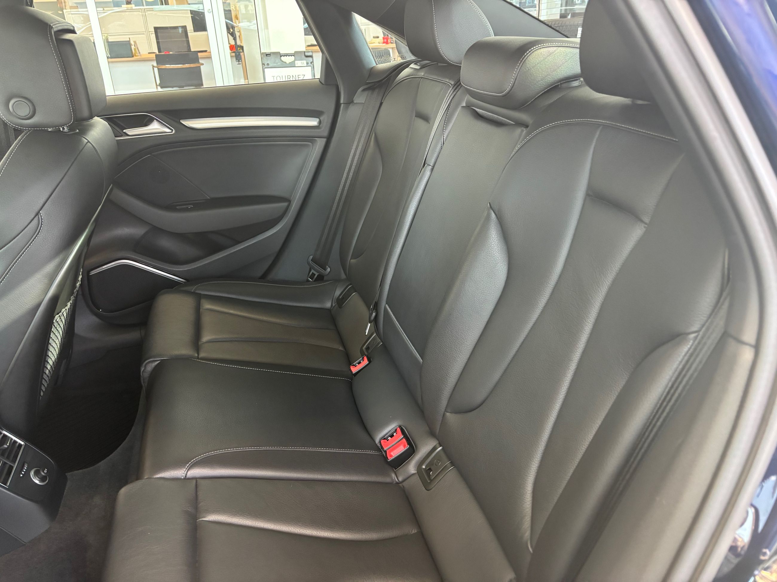 Audi S3 SEDAN Technik QUATRO JAMAIS ACCIDENTÉ 2019 FINANCEMENT AVANTAGEUX