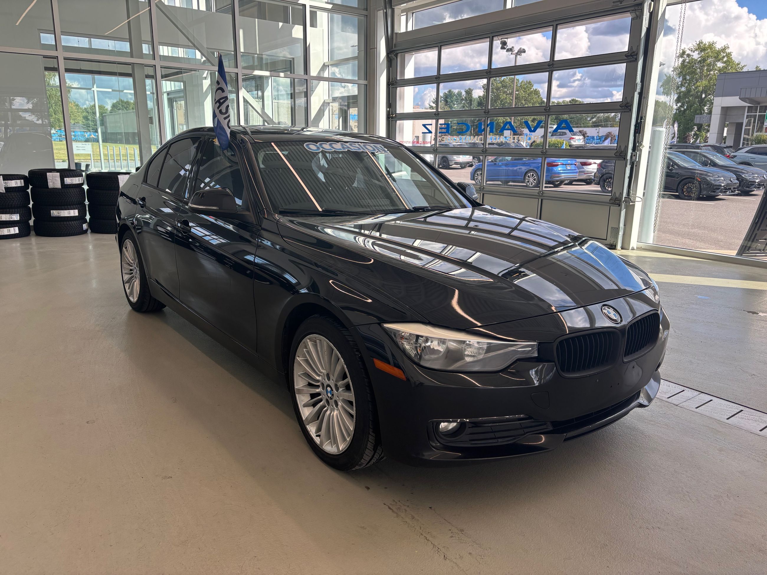 BMW 3 Series 320i xDrive INTERIEUR DE CUIR TOIT OUVRANT 2015 FINANCEMENT FACILE