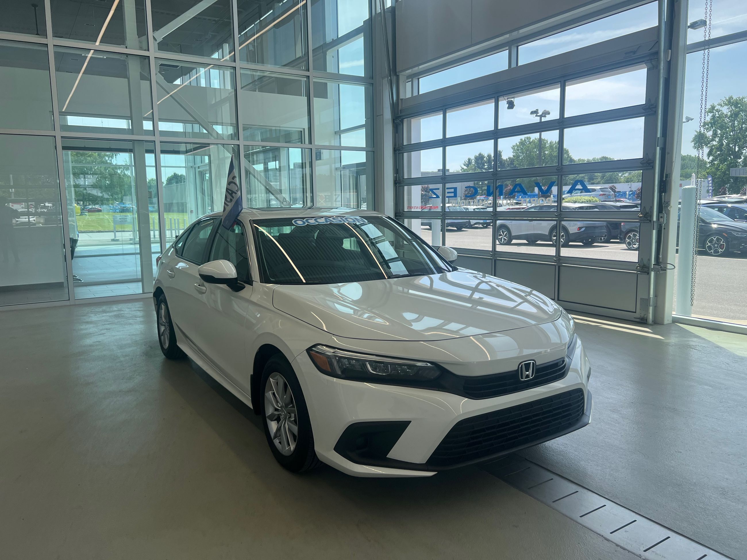 Honda Civic Sedan EX TOIT OUVRANT SIEGES CHAUFFANT CARPLAY 2024 JAMAIS ACCIDENTÉ