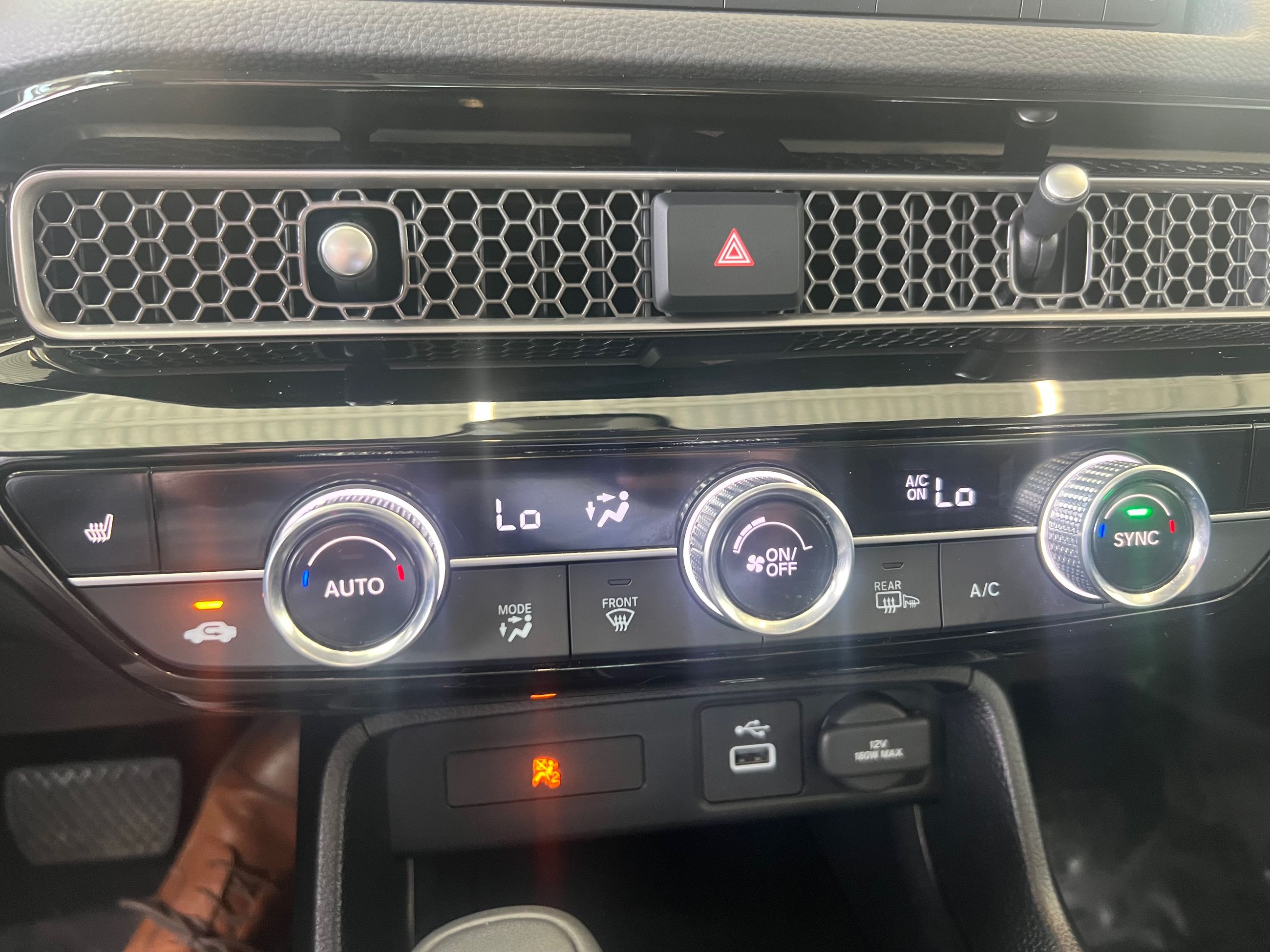 Honda Civic Sedan EX TOIT OUVRANT SIEGES CHAUFFANT CARPLAY 2024 JAMAIS ACCIDENTÉ