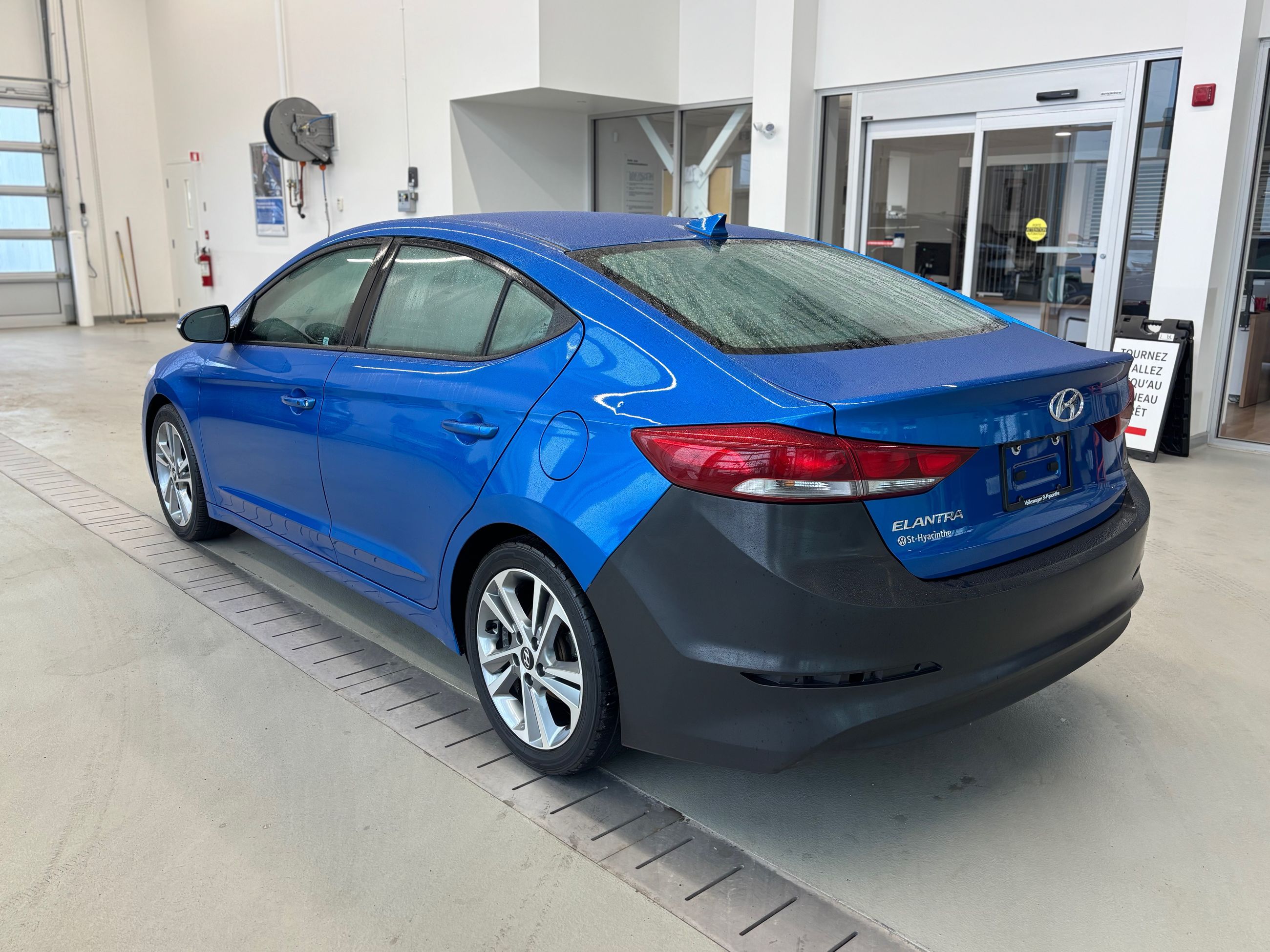 2017 Hyundai Elantra GLS TOIT OUVRANT MAGS CLIMATISEUR 2 ZONES