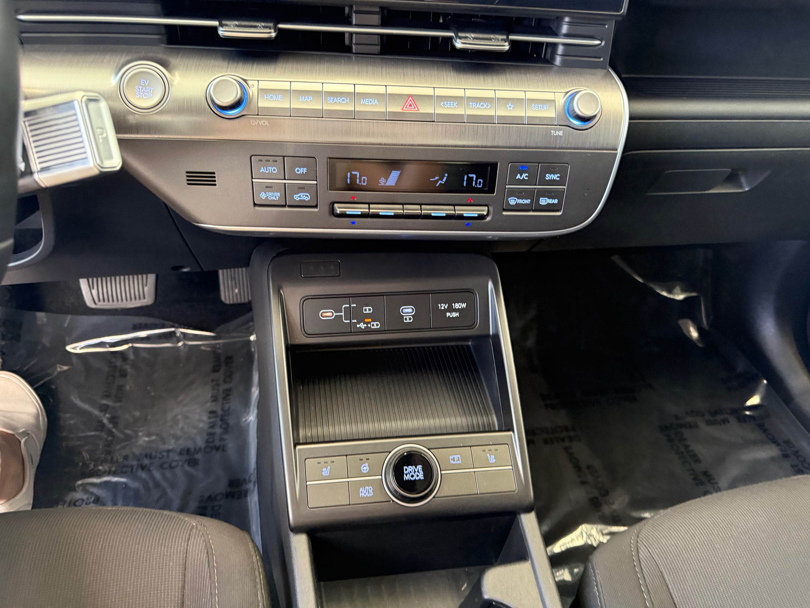 Hyundai KONA ELECTRIC Preferred JAMAIS ACCIDENTÉ 2024 FINI LES $$$ EN ESSENCE