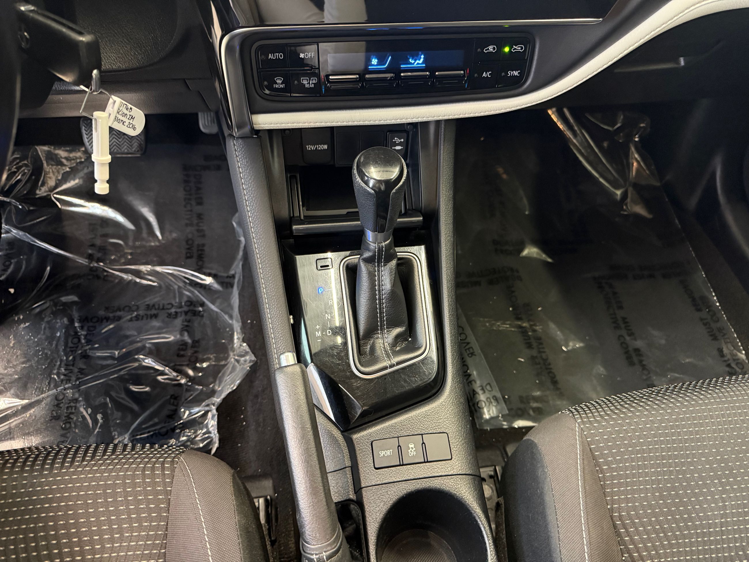 Scion iM Base 2016