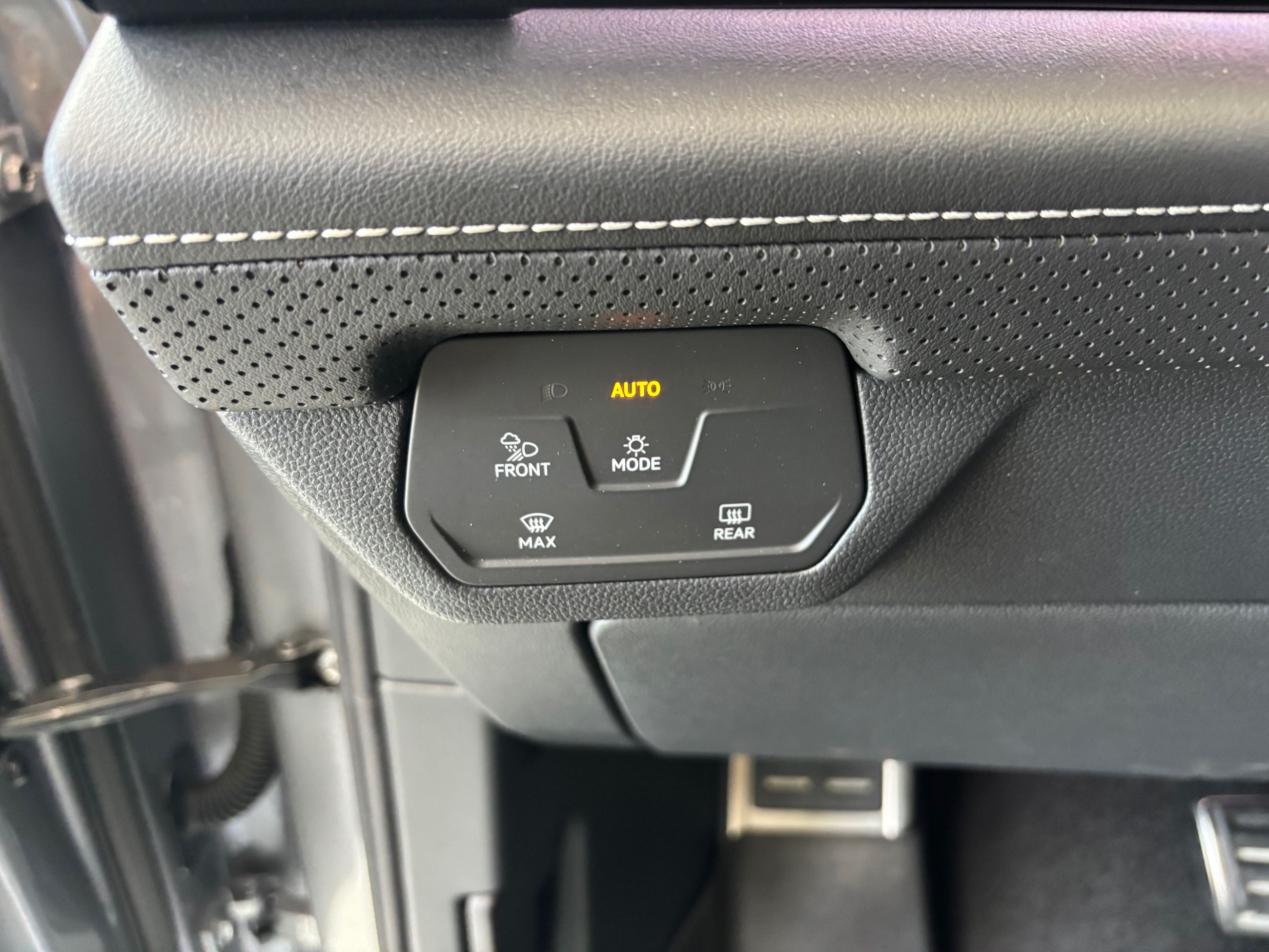 2024 Volkswagen Atlas Cross Sport EXECLINE DEMO SPECIAL