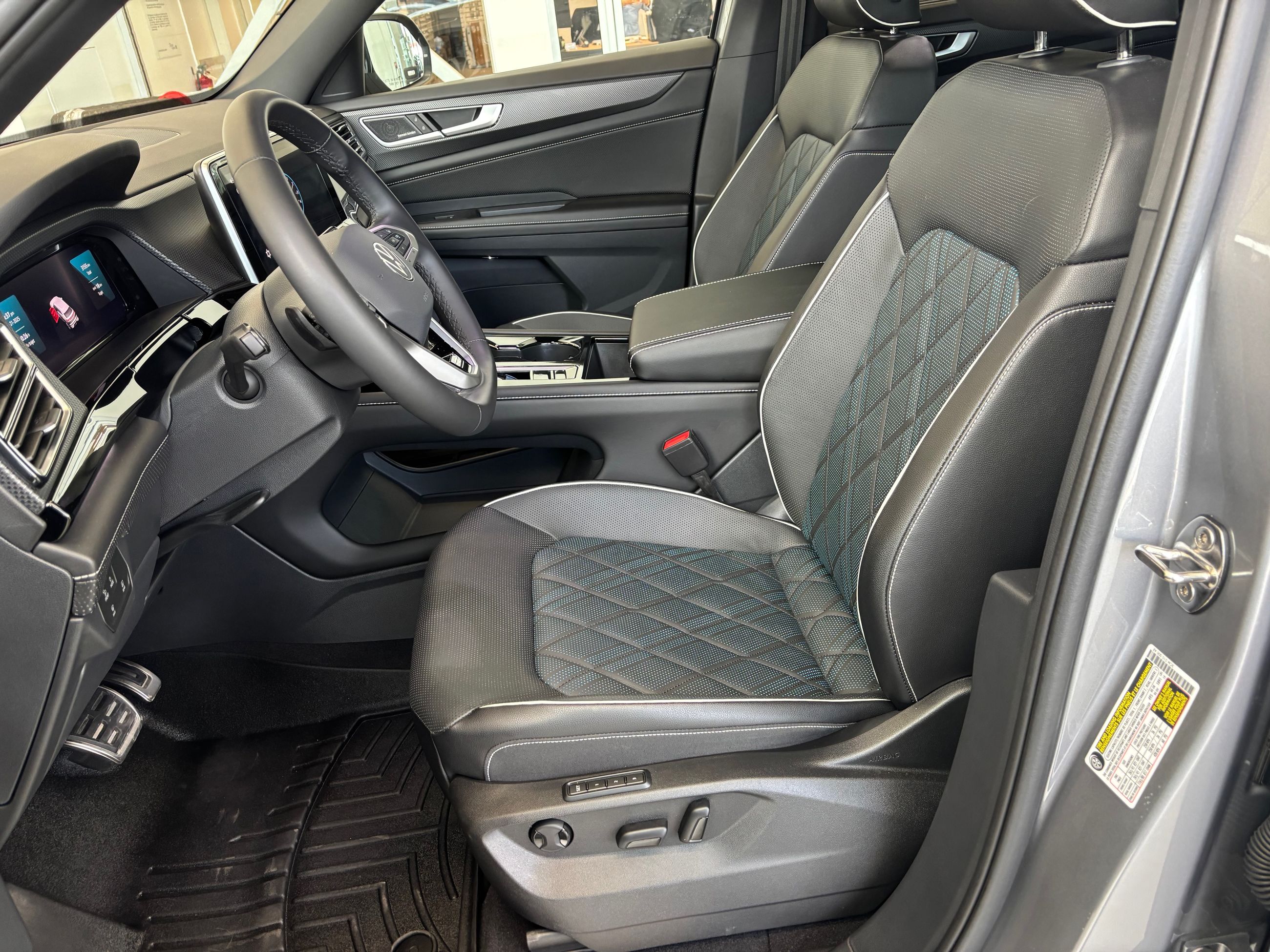 2024 Volkswagen Atlas Cross Sport EXECLINE DEMO SPECIAL