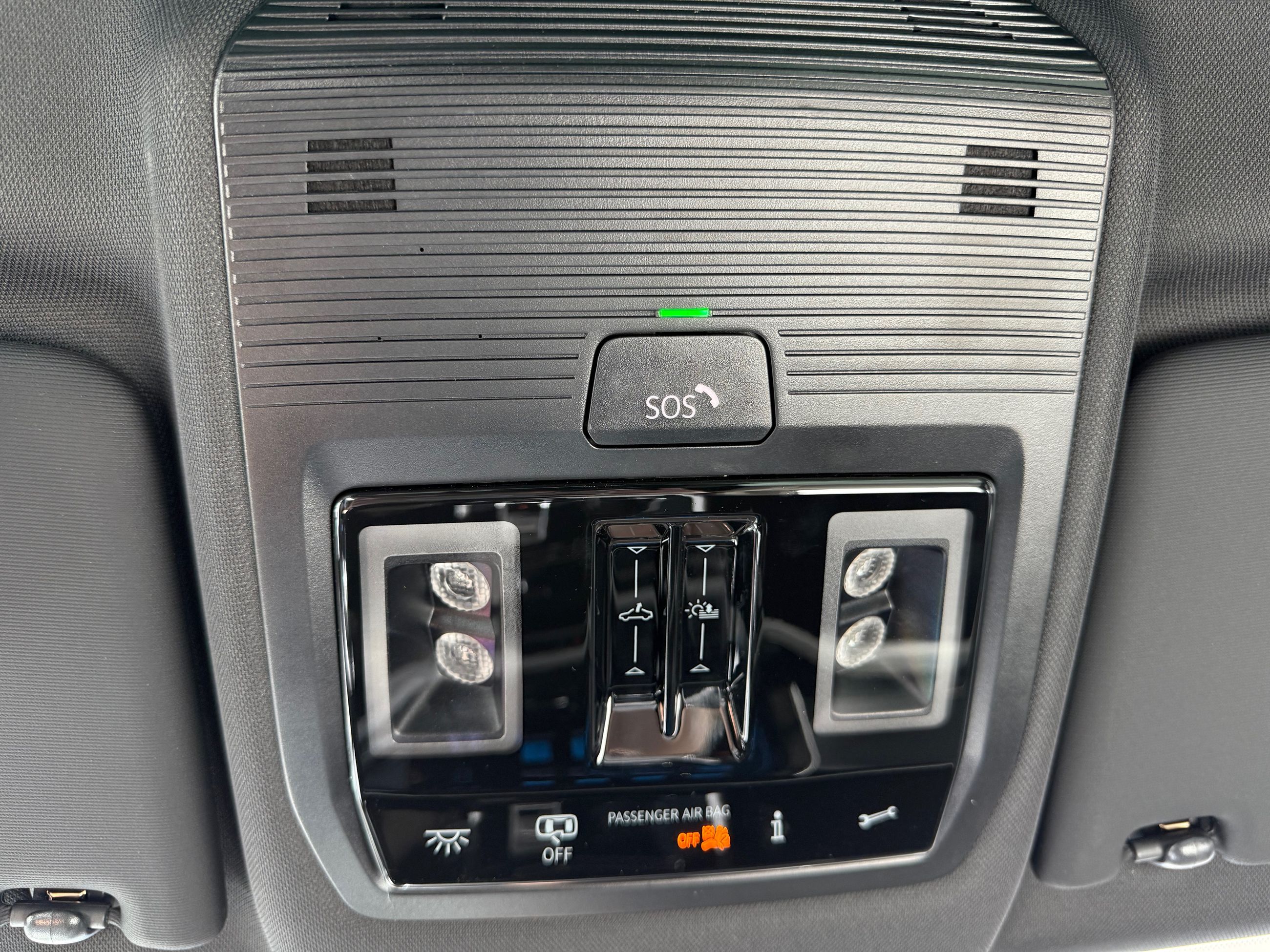 2025 Volkswagen Atlas Cross Sport Execline DEMO SPECIAL