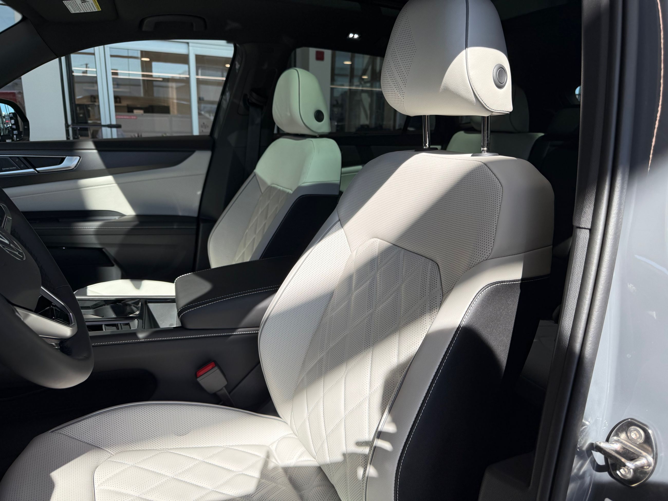 2025 Volkswagen Atlas Cross Sport Execline DEMO SPECIAL