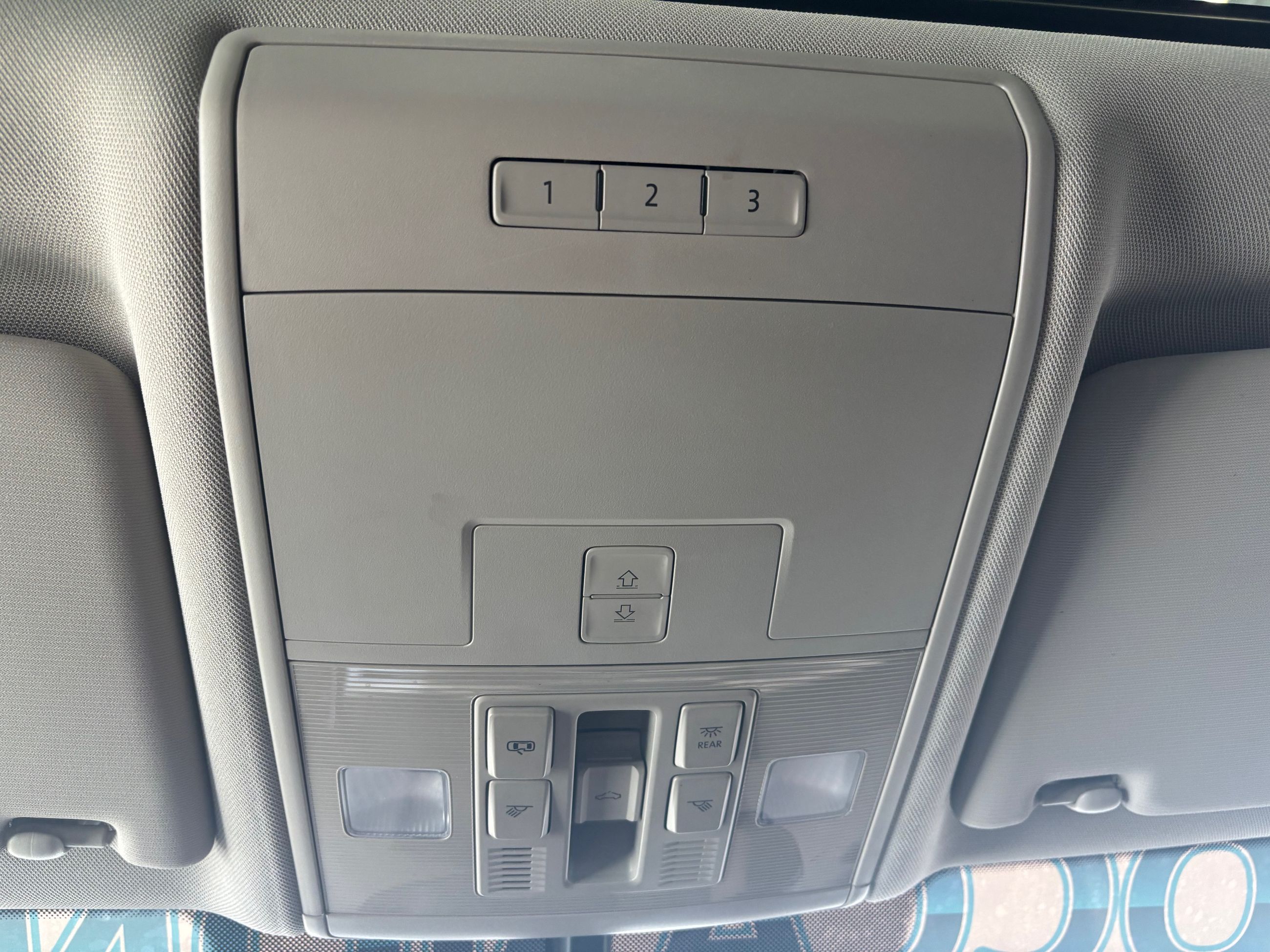 Volkswagen Atlas Highline R-LINE ENS CAPITAINE CUIR TOIT NAVIGATION 2019 JAMAIS ACCIDENTÉ