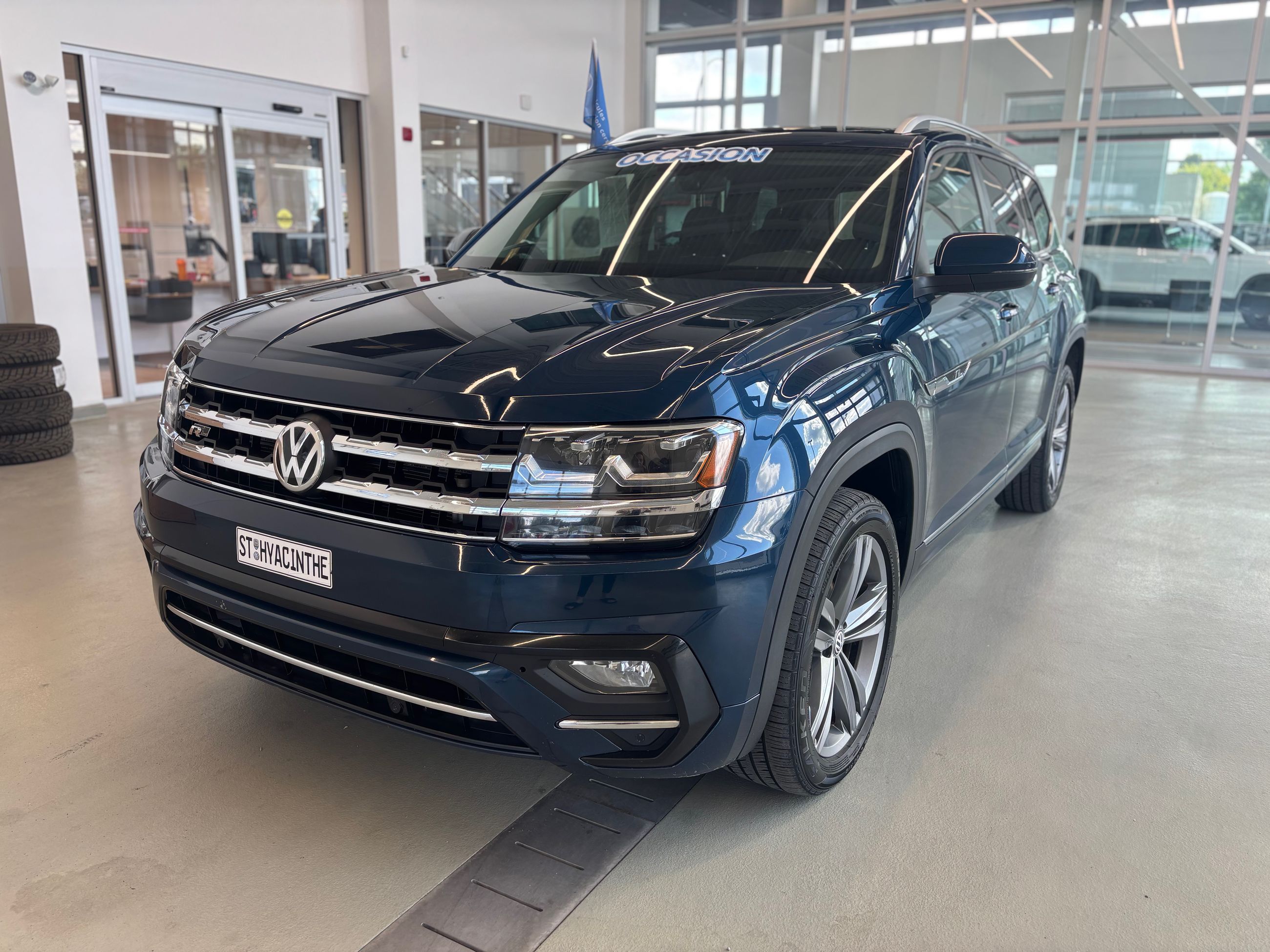 Volkswagen Atlas Highline R-LINE ENS CAPITAINE CUIR TOIT NAVIGATION 2019 JAMAIS ACCIDENTÉ