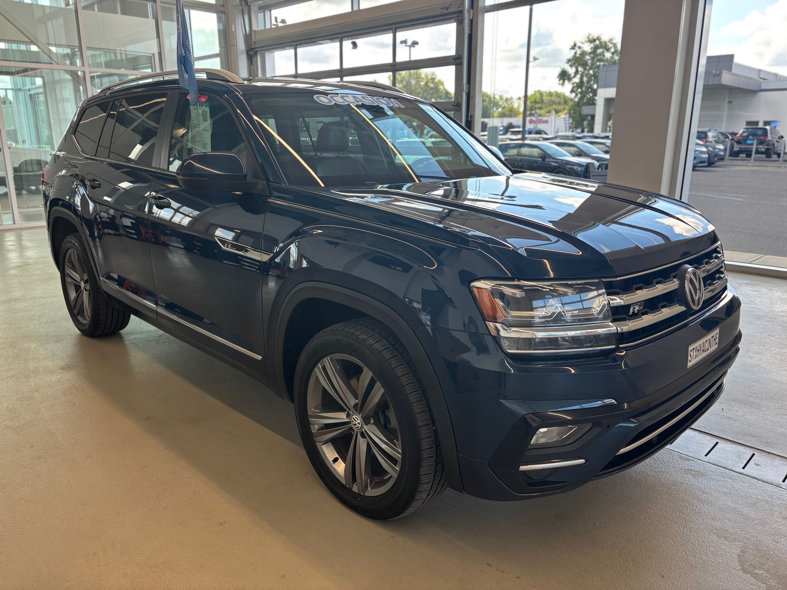 Volkswagen Atlas Highline R-LINE ENS CAPITAINE CUIR TOIT NAVIGATION 2019 JAMAIS ACCIDENTÉ