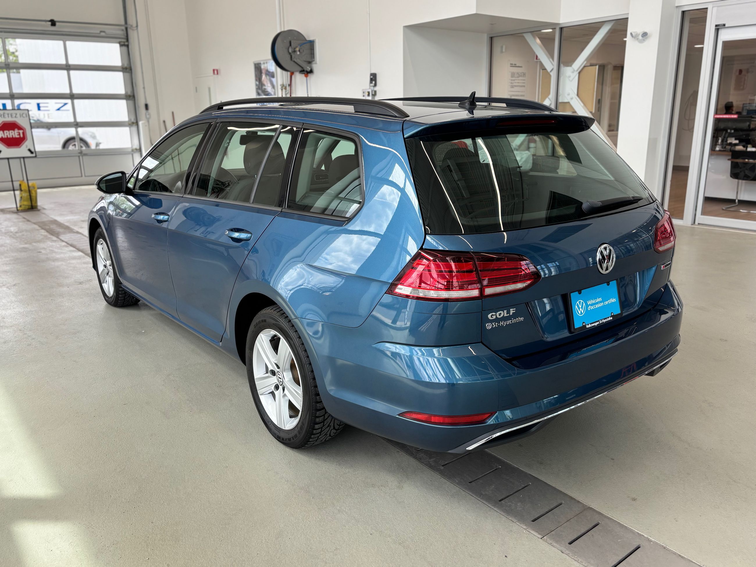 Volkswagen GOLF SPORTWAGEN COMFORTLINE 4MOTION SIEGES CHAUFFANT CERA RECUL 2019 JAMAIS ACCIDENTÉ