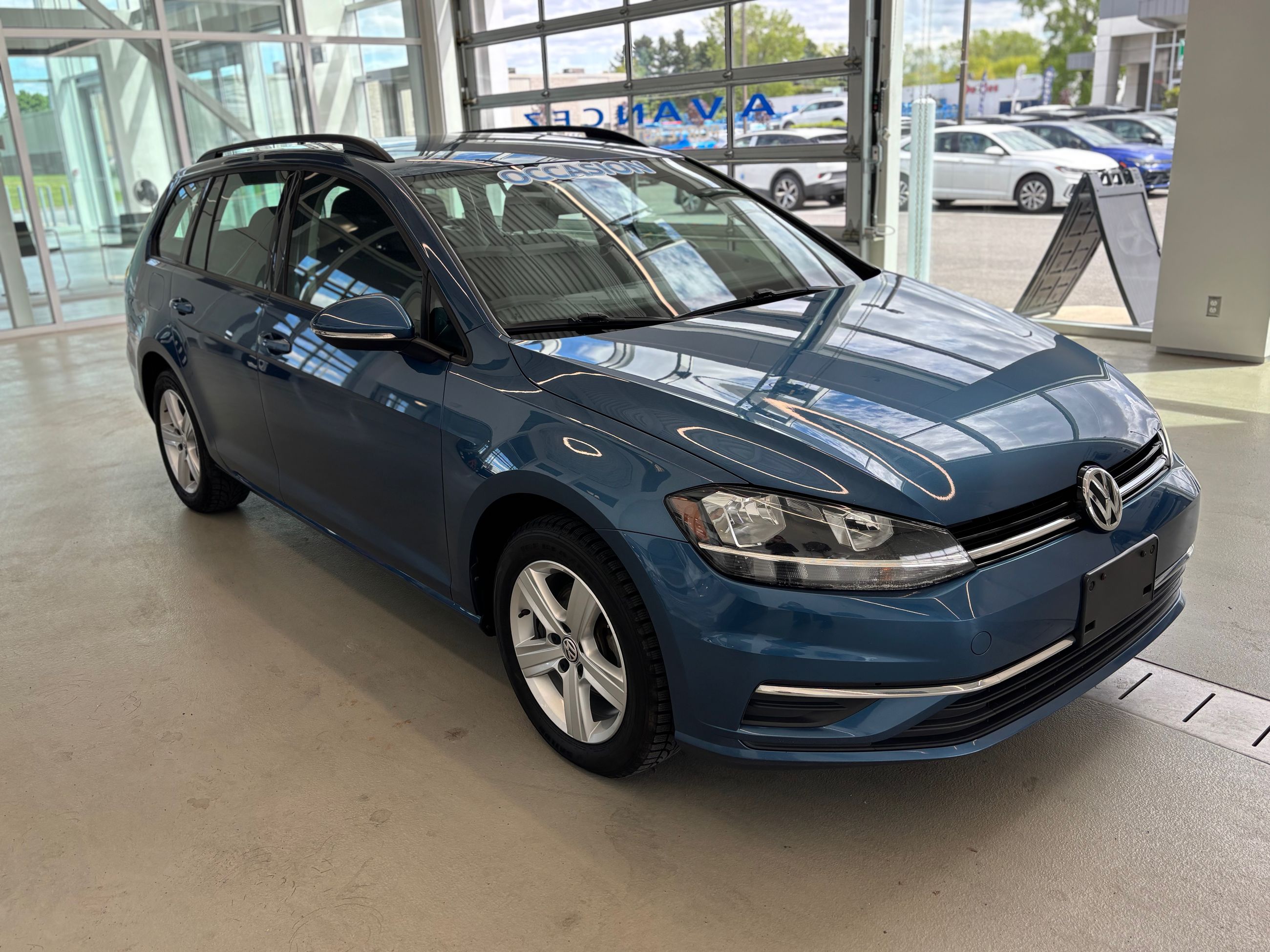Volkswagen GOLF SPORTWAGEN COMFORTLINE 4MOTION SIEGES CHAUFFANT CERA RECUL 2019 JAMAIS ACCIDENTÉ