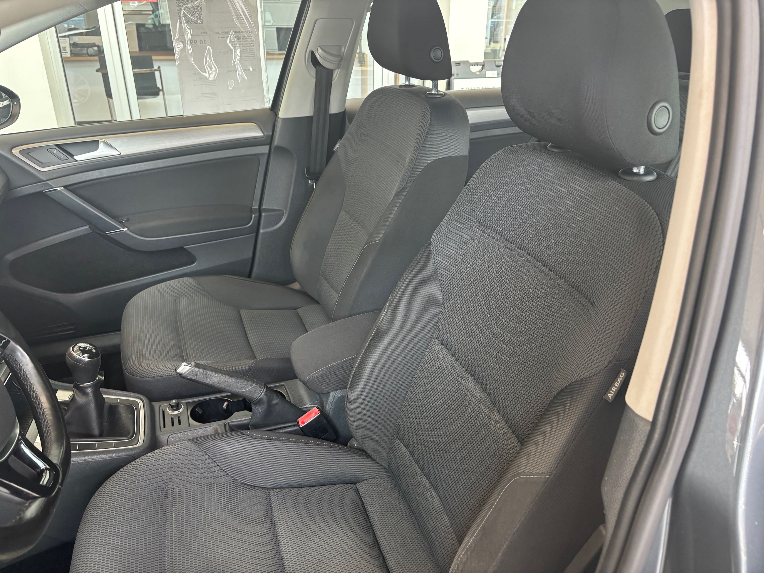 Volkswagen Golf TRENDLINE SIEGES CHAUFFANT 2015 FINANCEMENT AVANTAGEUX
