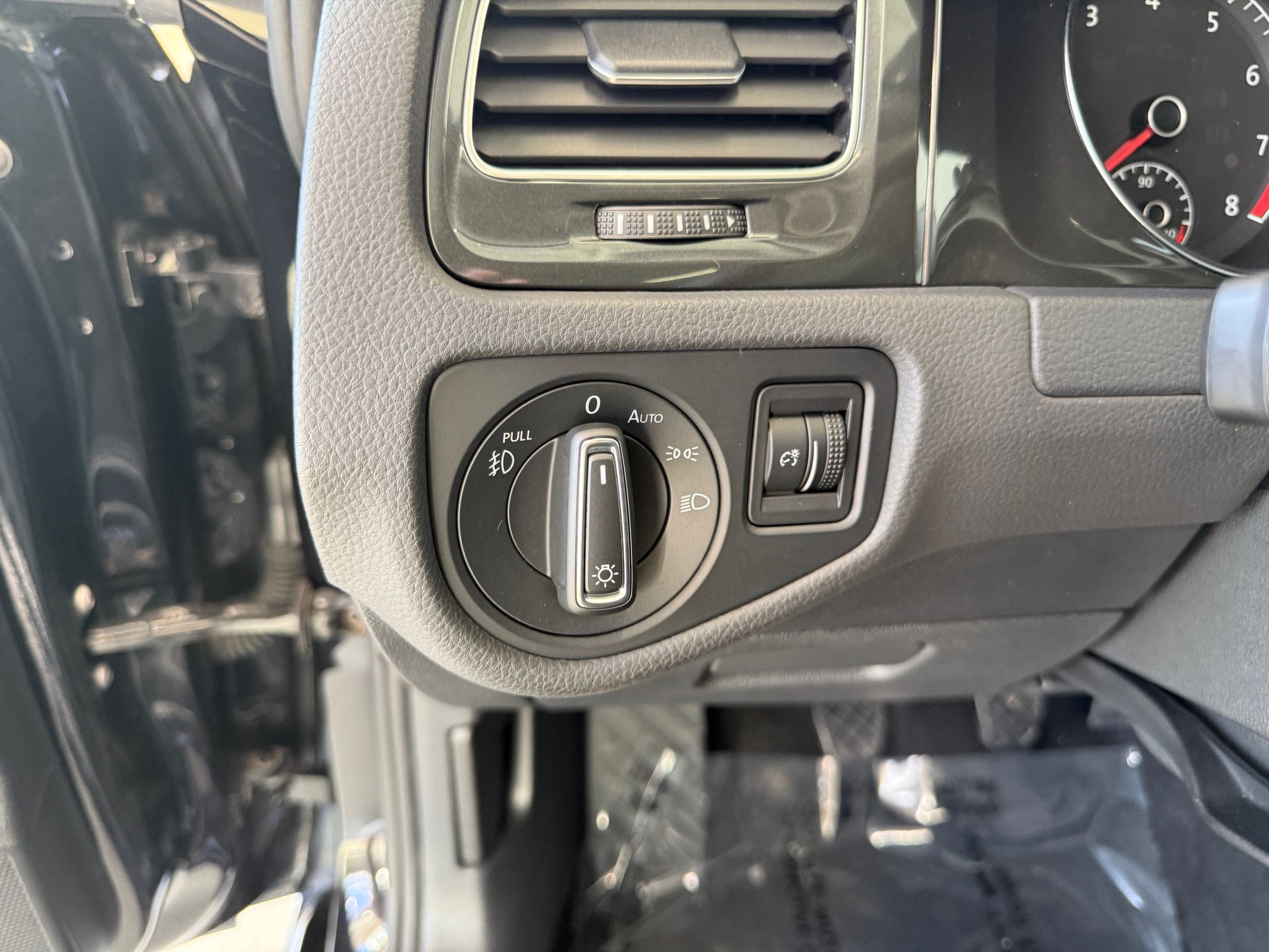 Volkswagen Golf HIGHLINE JAMAIS ACCIDENTÉ MANUELLE 2019 A PARTIR DE 4.39%