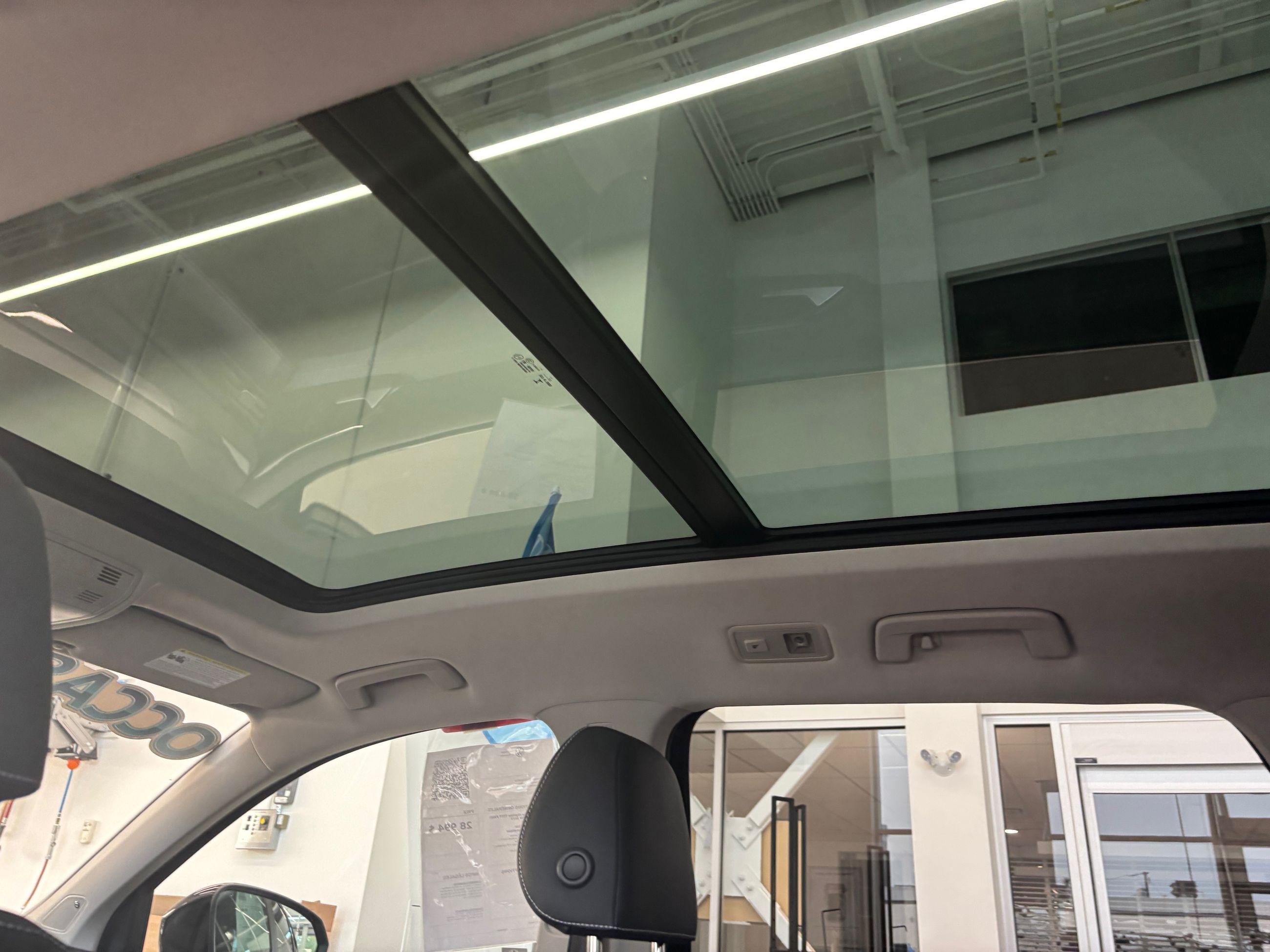 2022 Volkswagen Taos Highline TOIT PANO CUIR NAVIGATION