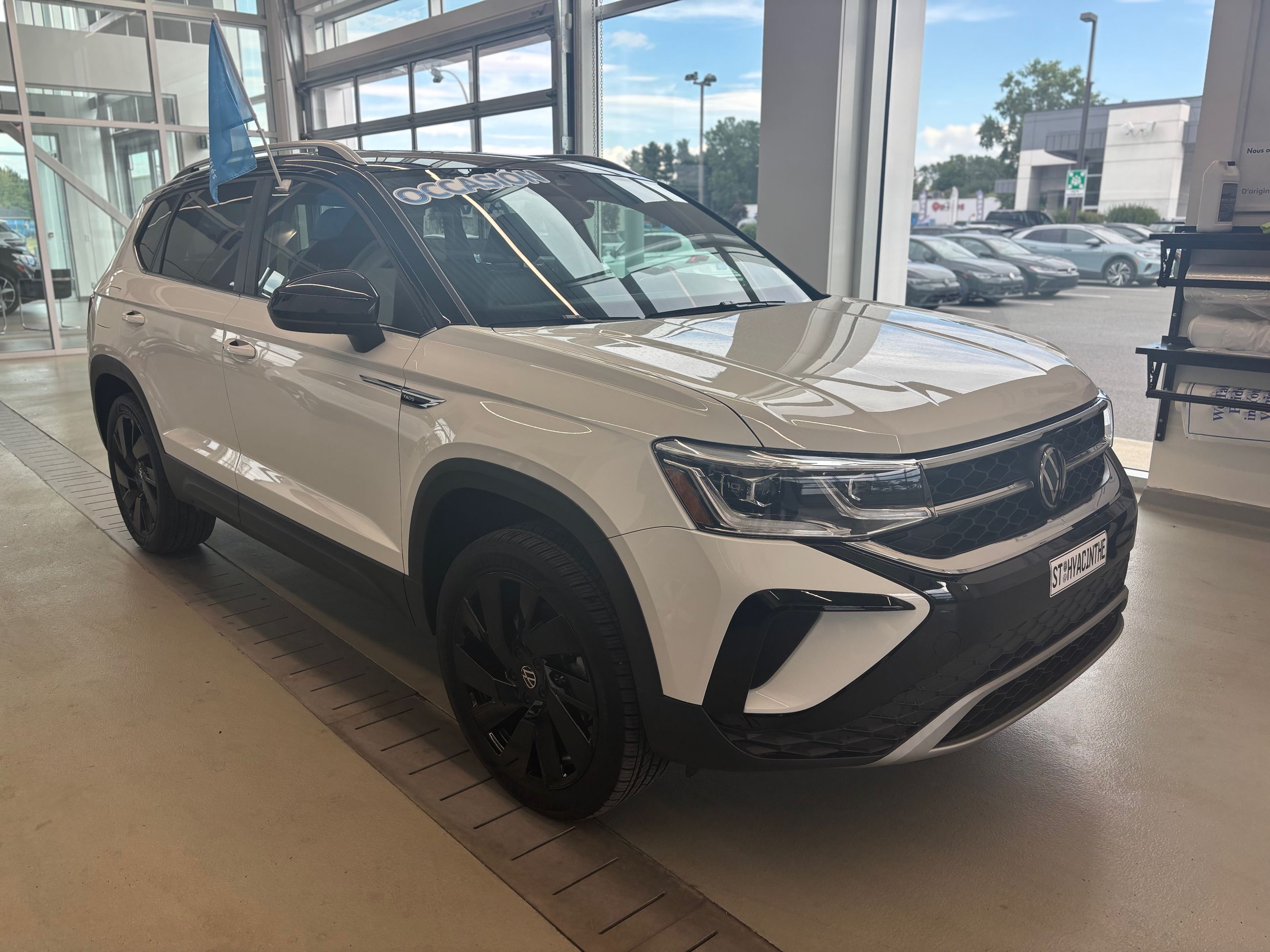 2023 Volkswagen Taos Highline 4MOTION JAMAIS ACCIDENTÉ
