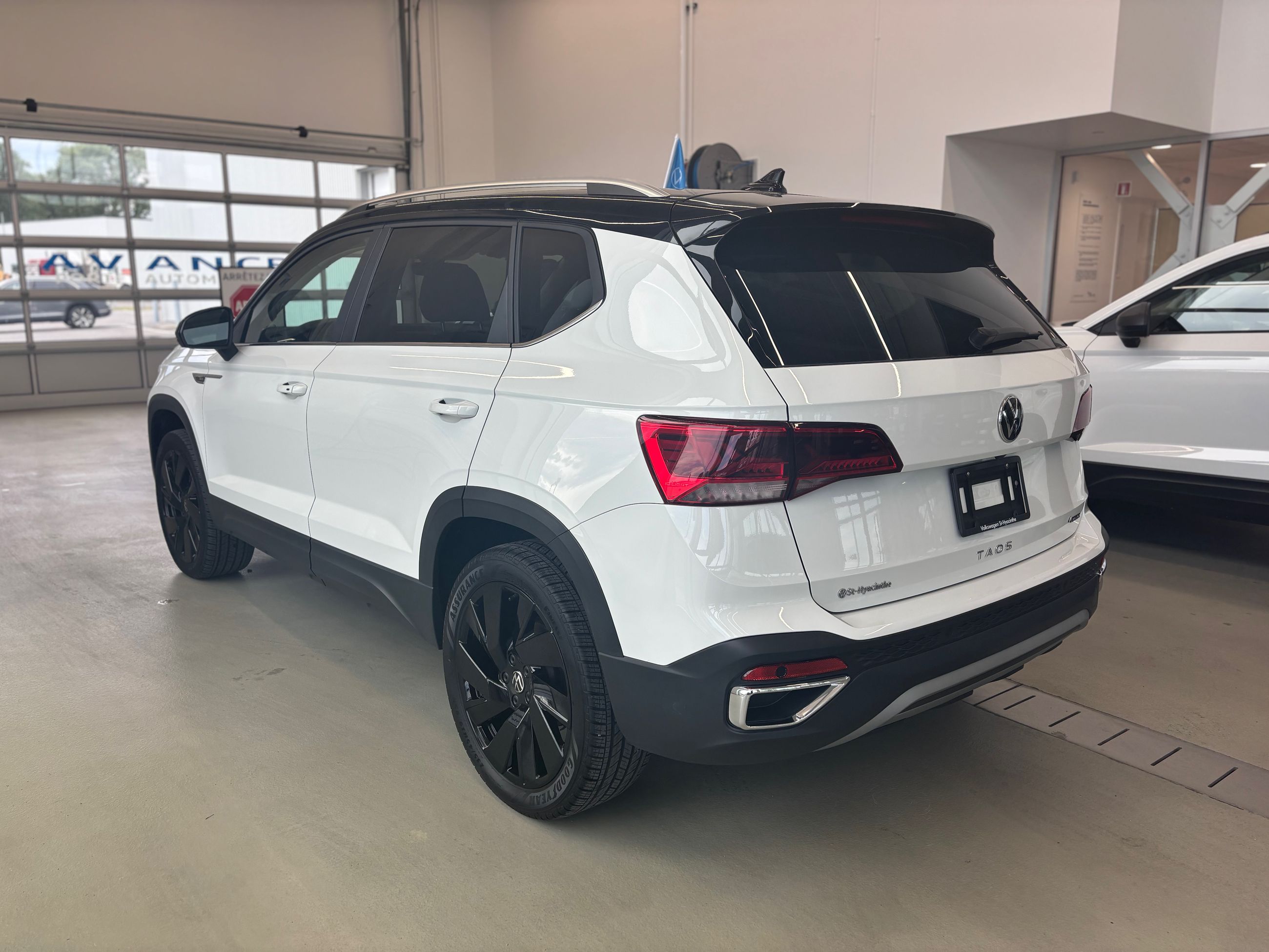 2023 Volkswagen Taos Highline 4MOTION JAMAIS ACCIDENTÉ