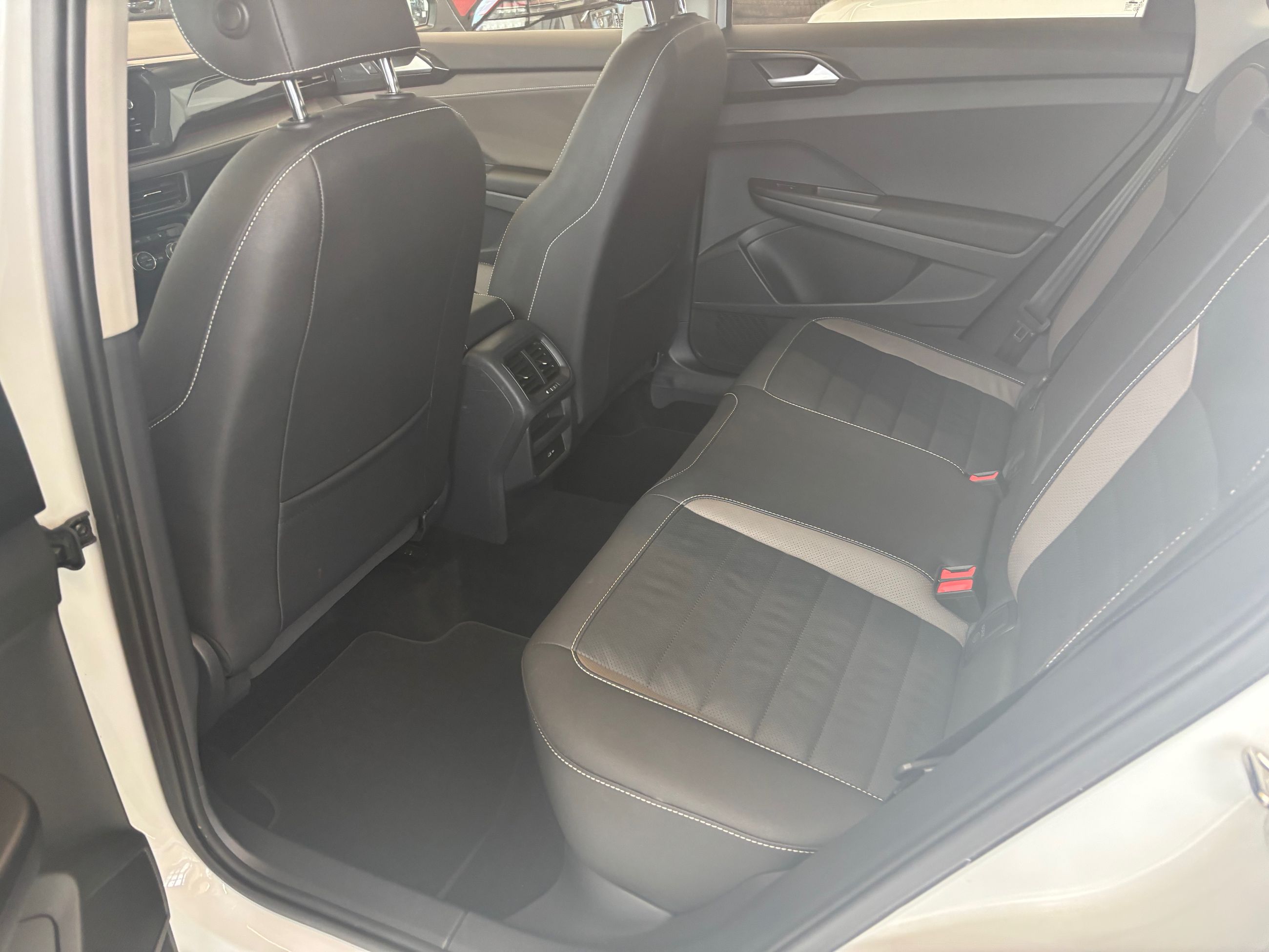 2023 Volkswagen Taos Highline 4MOTION JAMAIS ACCIDENTÉ