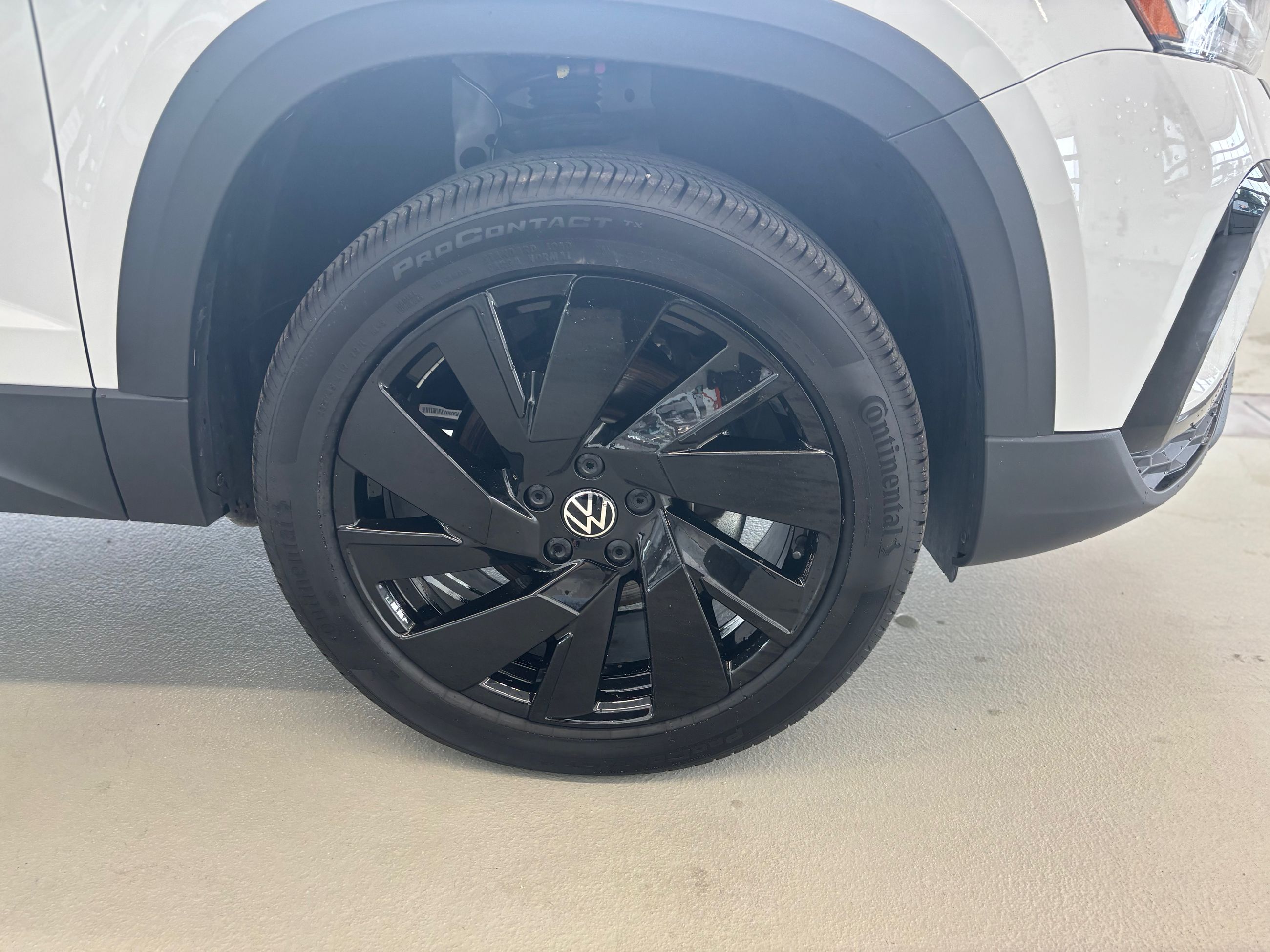 2024 Volkswagen Taos Comfortline Black Edition TOIT PANO