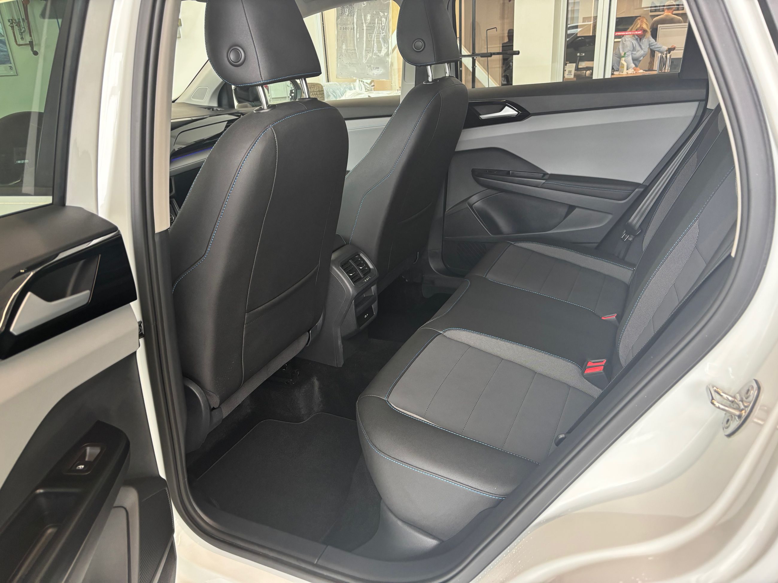 2024 Volkswagen Taos Comfortline Black Edition TOIT PANO