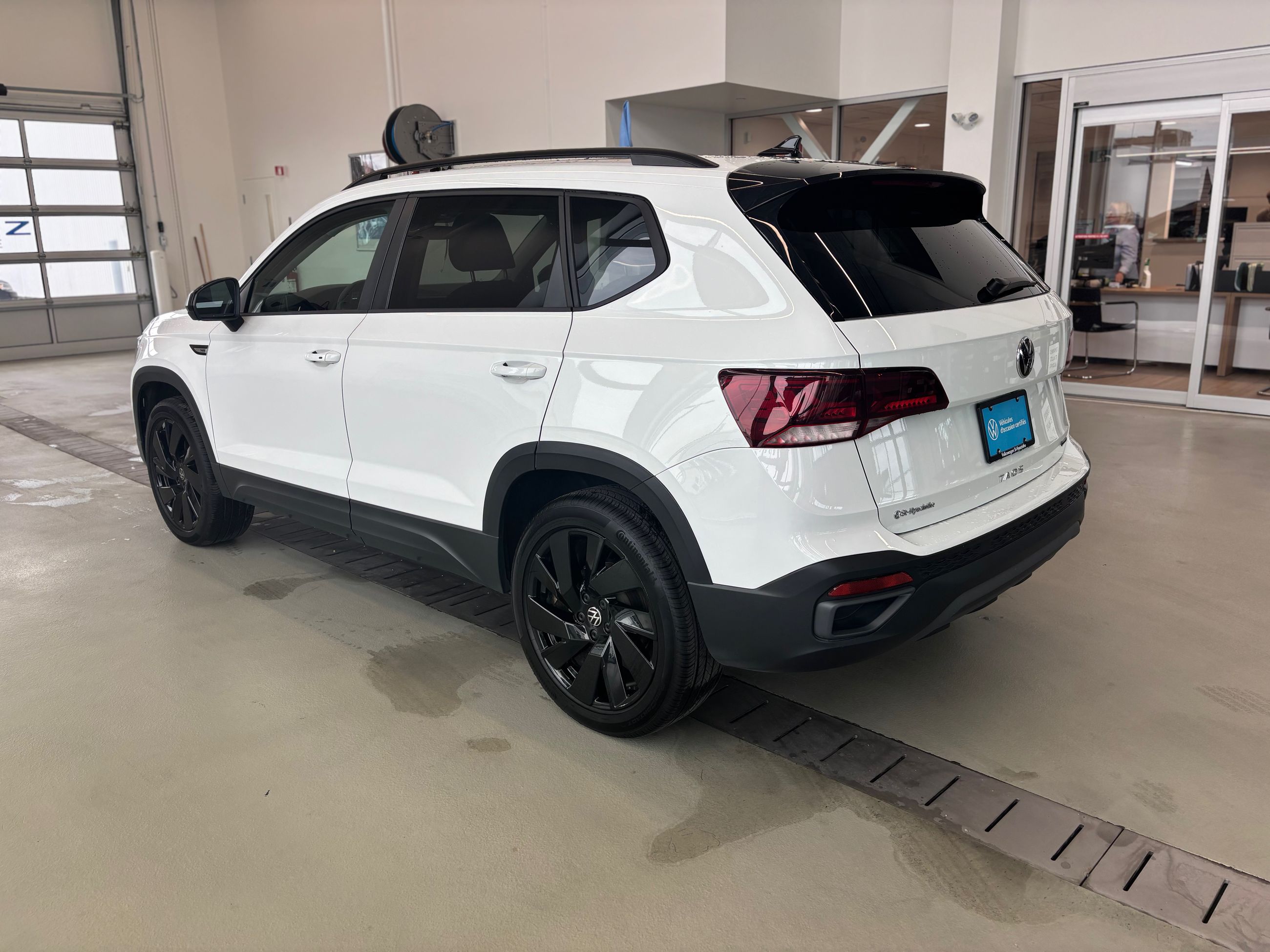 2024 Volkswagen Taos Comfortline Black Edition TOIT PANO