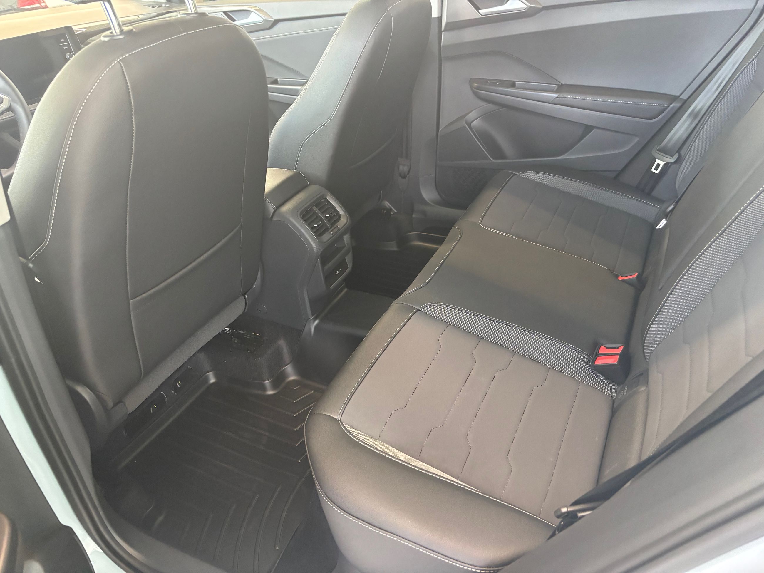 2025 Volkswagen Taos COMFORTLINE ÉDITION NOIRE DEMO SPECIAL