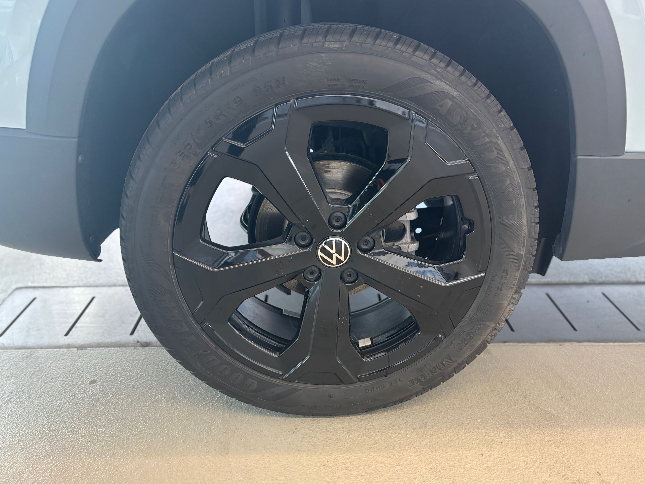 2025 Volkswagen Taos COMFORTLINE ÉDITION NOIRE DEMO SPECIAL