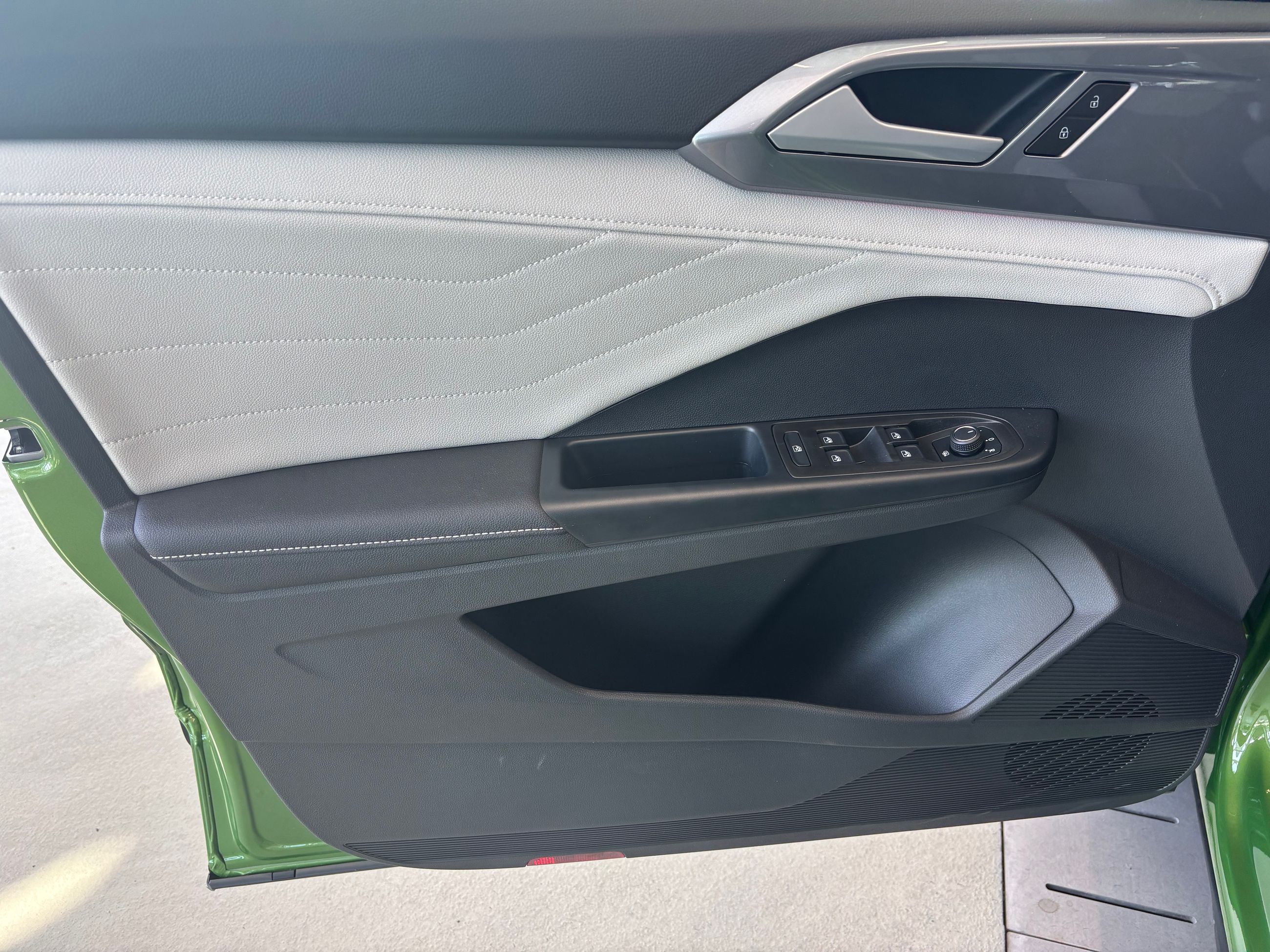 Volkswagen Taos Highline 4MOTION 2025 SPÉCIAL DÉMO