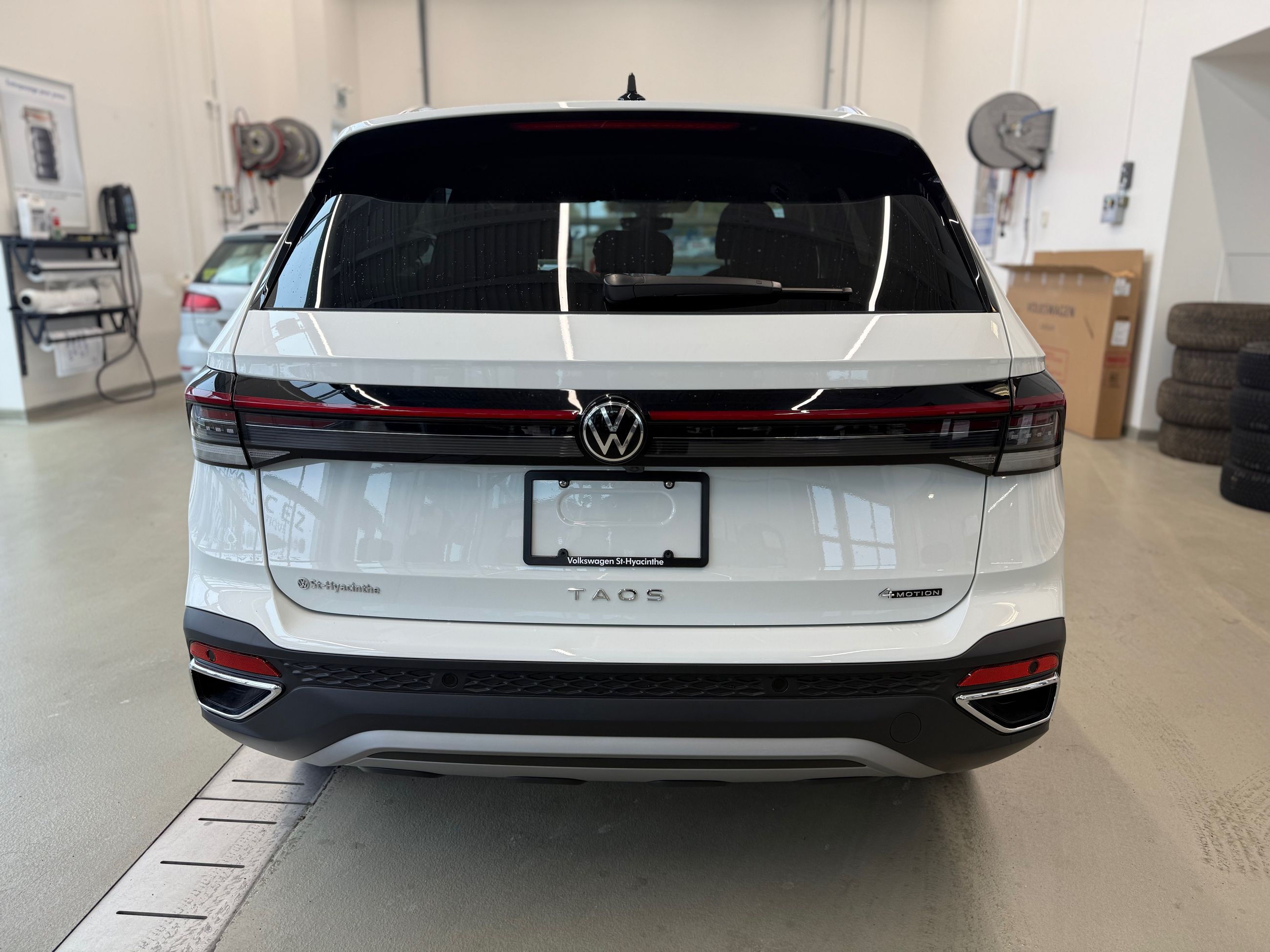 2026 Volkswagen Taos Comfortline DEMO SPECIAL