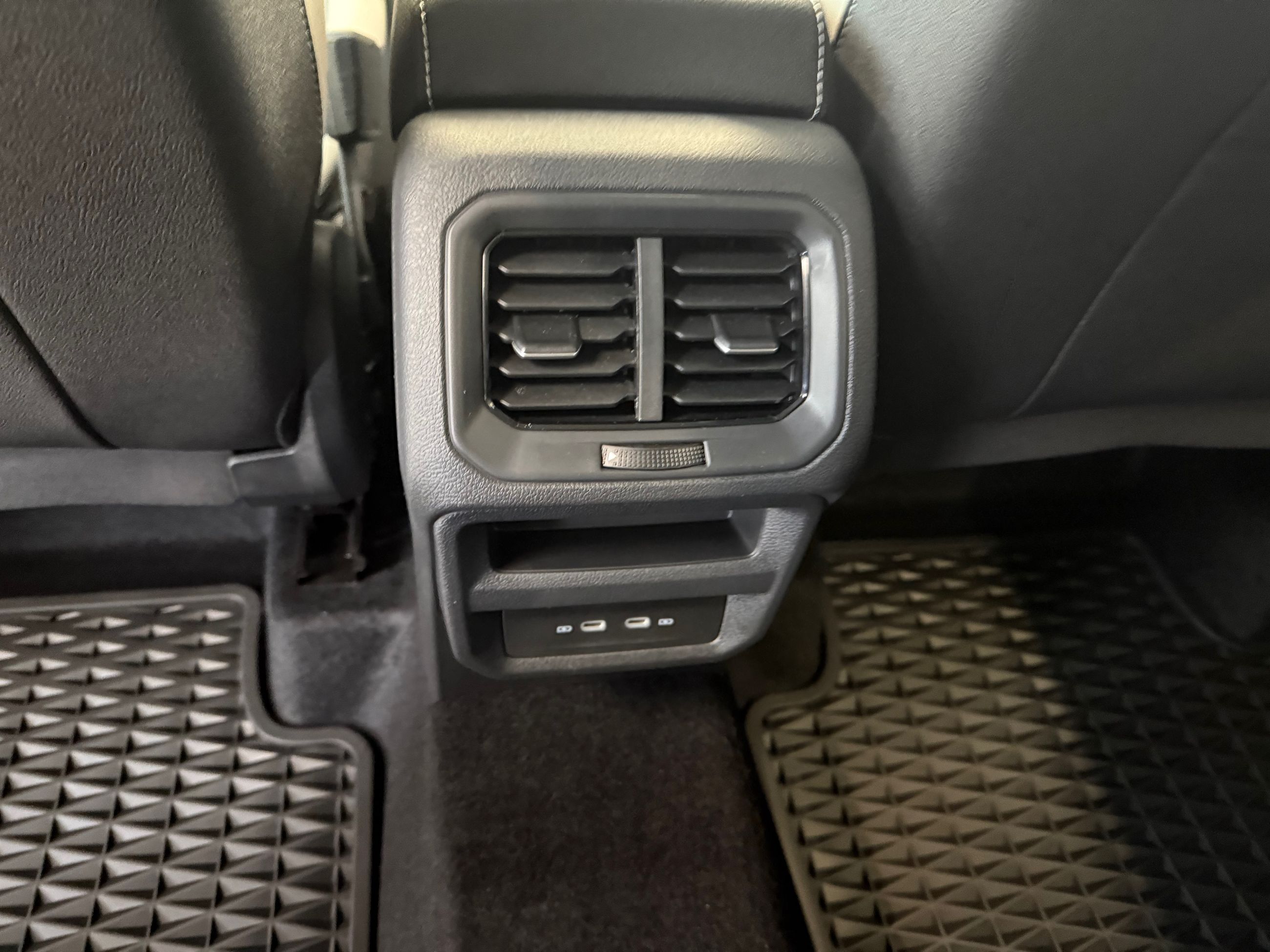 2026 Volkswagen Taos Comfortline DEMO SPECIAL