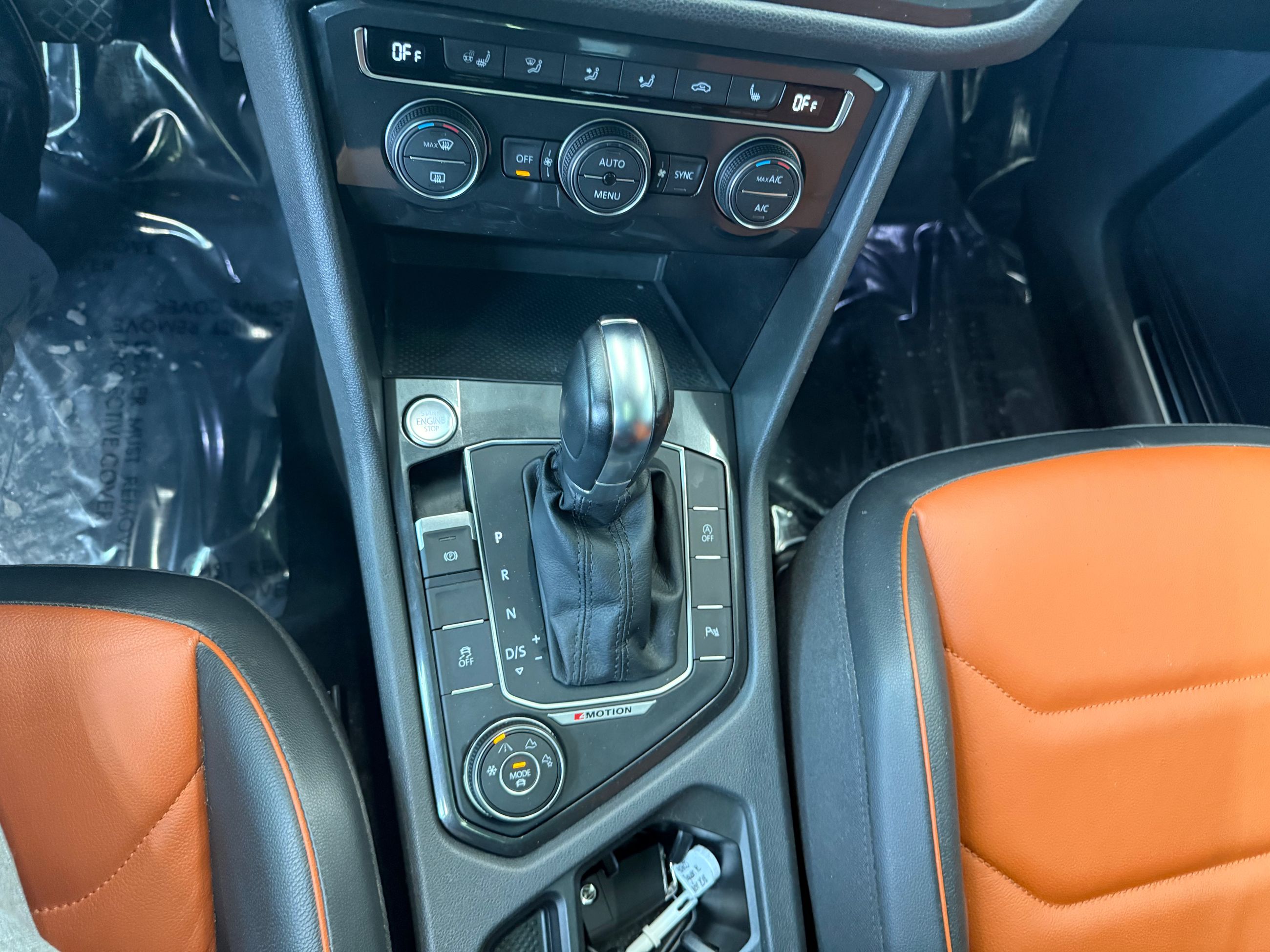 Volkswagen Tiguan Highline CUIR TOIT PANO NAVIGATION 2018 JAMAIS ACCIDENTÉ