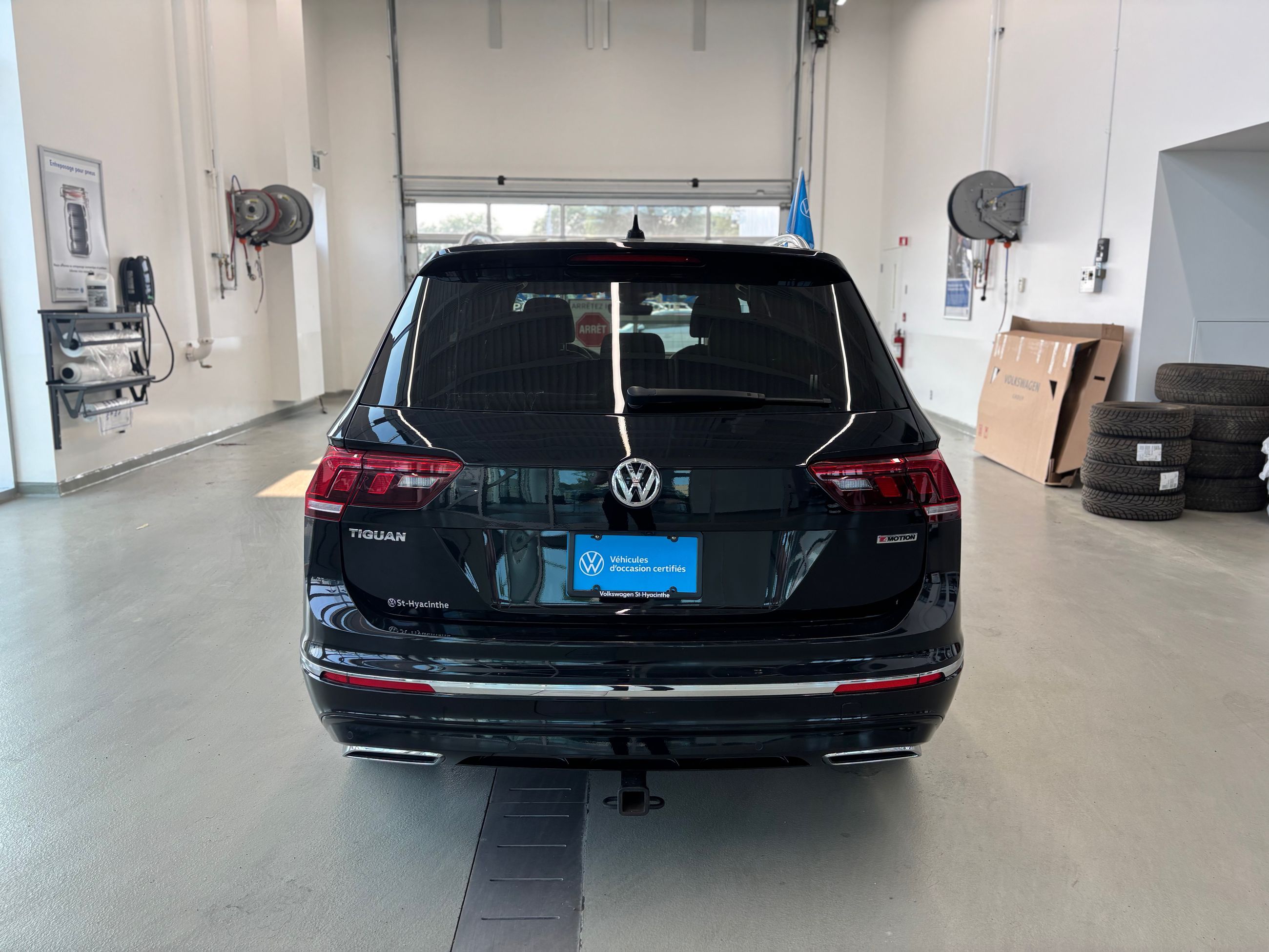 Volkswagen Tiguan Highline R-LINE CUIR TOIT NAVIGATION 2021 JAMAIS ACCIDENTÉ