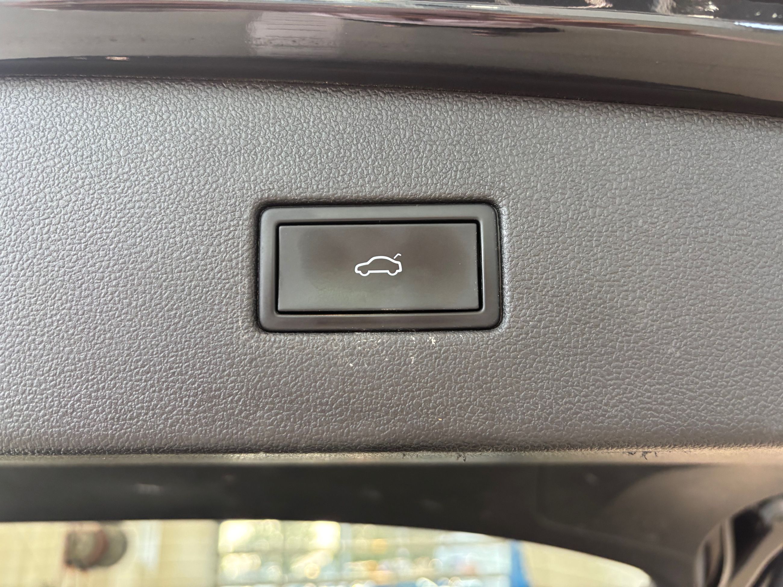 Volkswagen Tiguan Highline R-LINE CUIR TOIT NAVIGATION 2021 JAMAIS ACCIDENTÉ