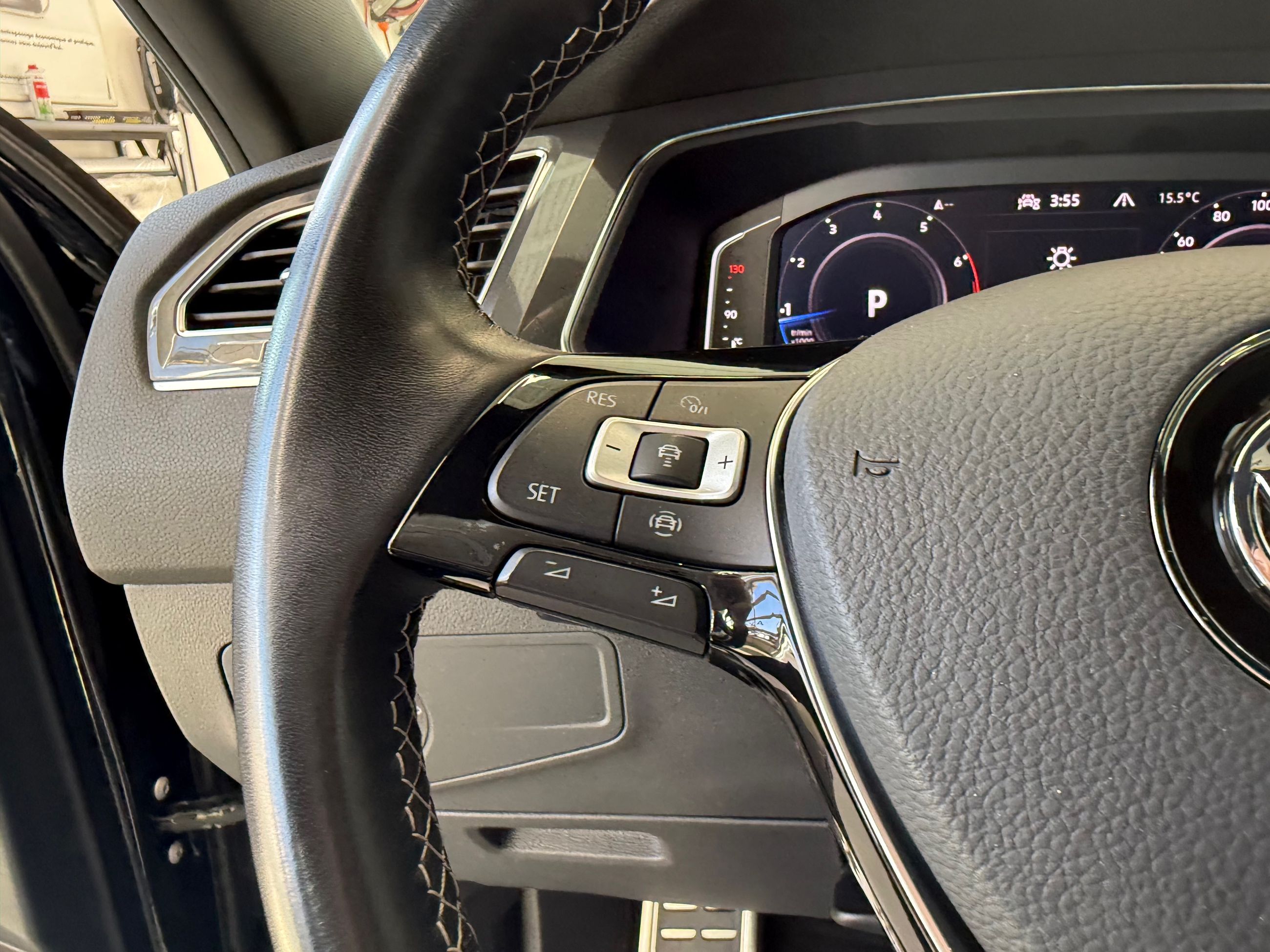 Volkswagen Tiguan Highline R-LINE JAMAIS ACCIDENTÉ 2021 A PARTIR DE 4.39%