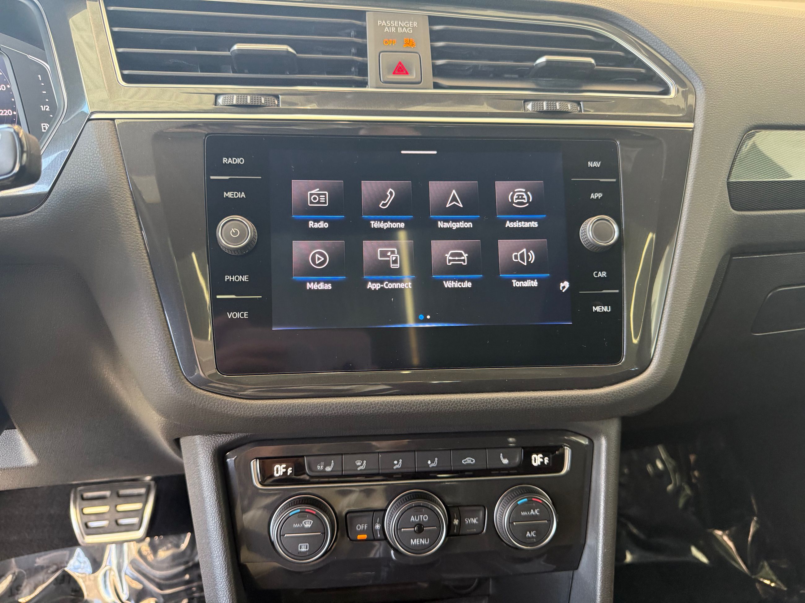 Volkswagen Tiguan Highline R-LINE JAMAIS ACCIDENTÉ 2021 A PARTIR DE 4.39%