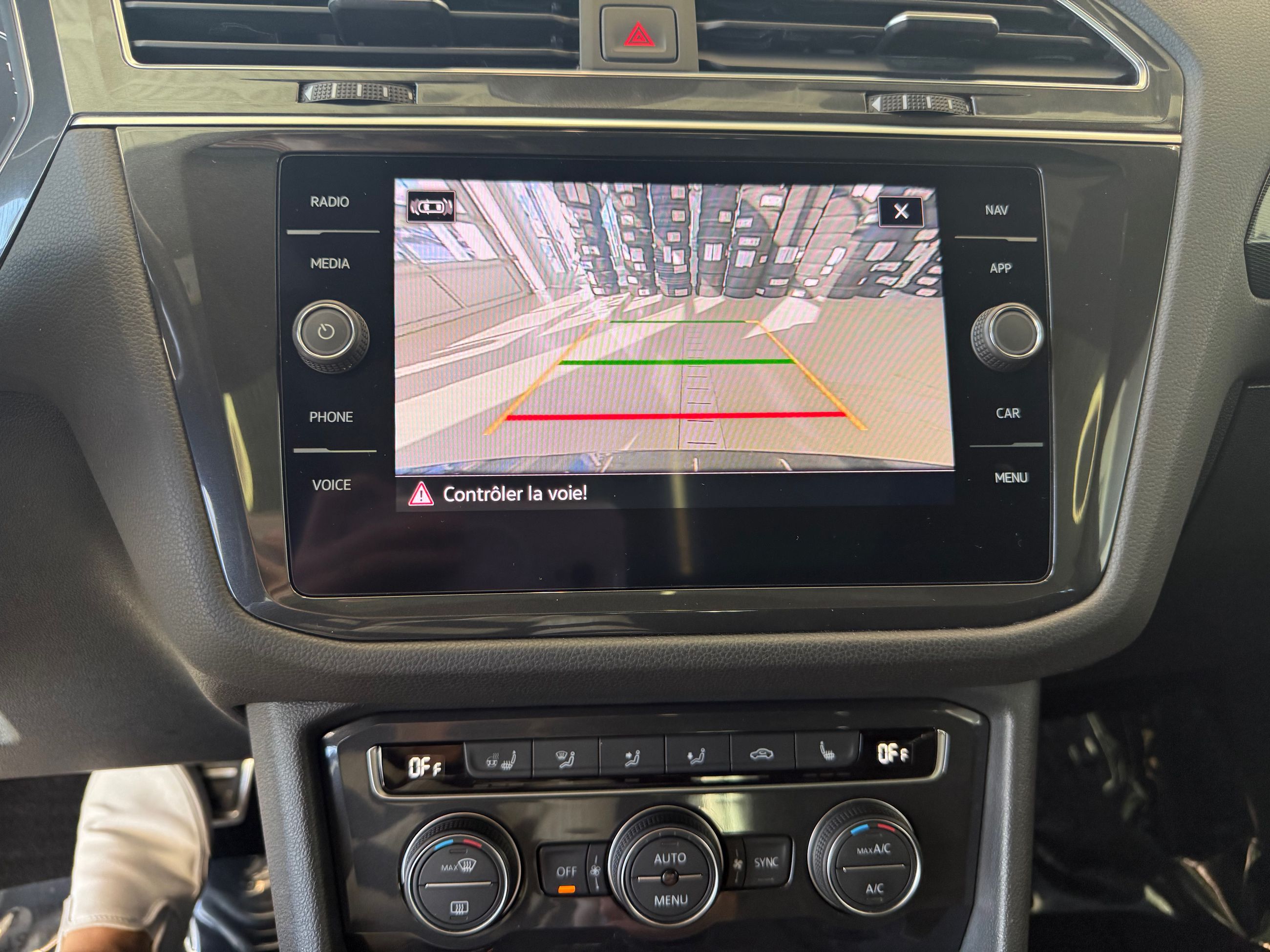 Volkswagen Tiguan Highline R-LINE JAMAIS ACCIDENTÉ 2021 A PARTIR DE 4.39%