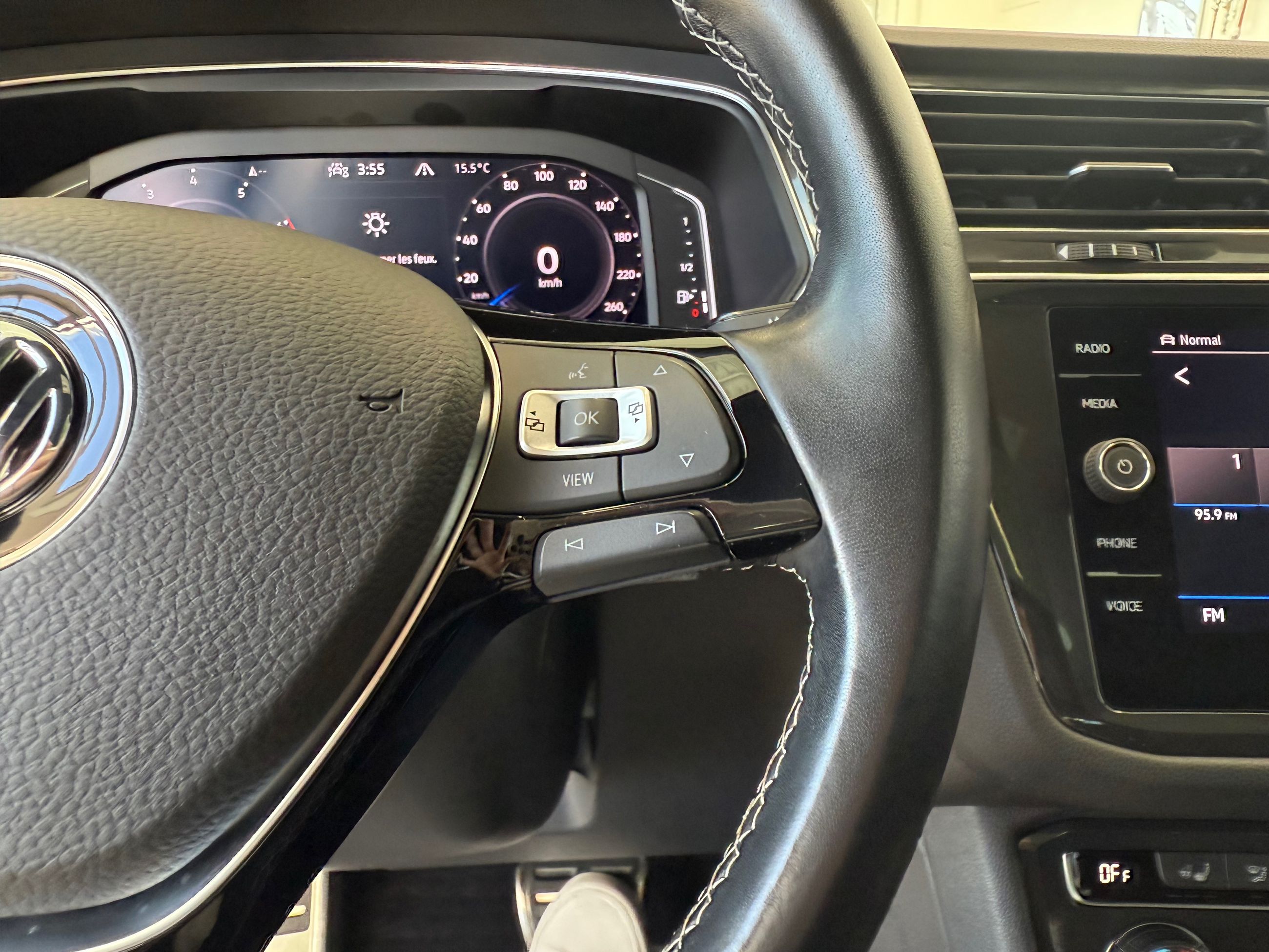 Volkswagen Tiguan Highline R-LINE JAMAIS ACCIDENTÉ 2021 A PARTIR DE 4.39%