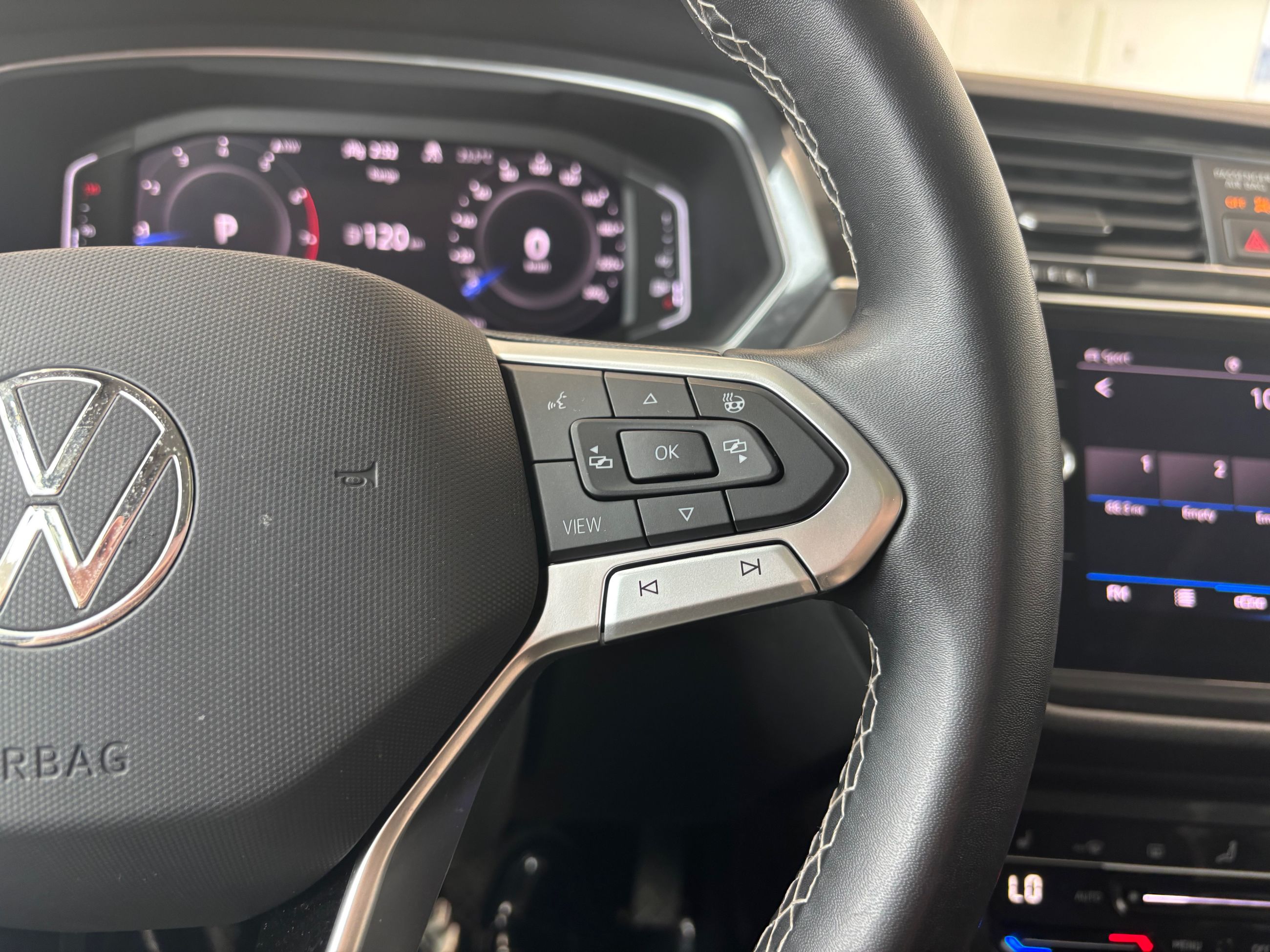 Volkswagen Tiguan Comfortline TOIT PANORAMIQUE CARPLAY 4MOTION 2022 AUSSI BAS QUE 4.69%