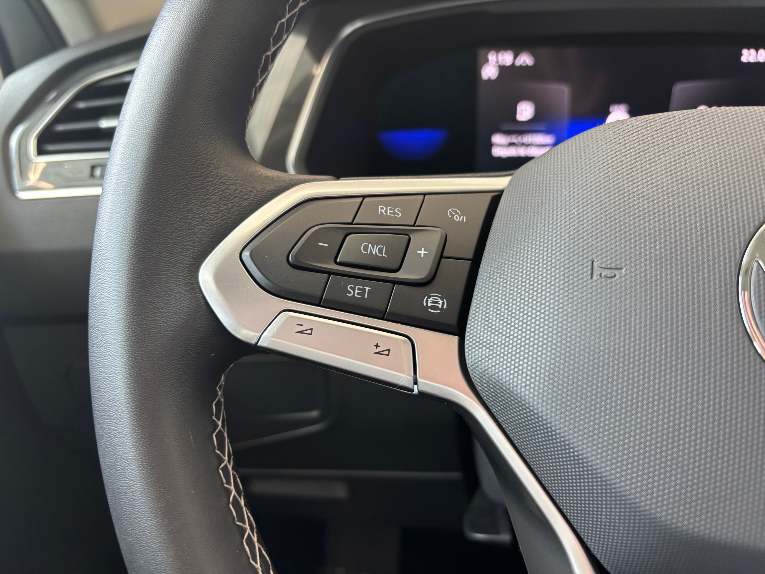 2022 Volkswagen Tiguan Trendline 4MOTION CARPLAY