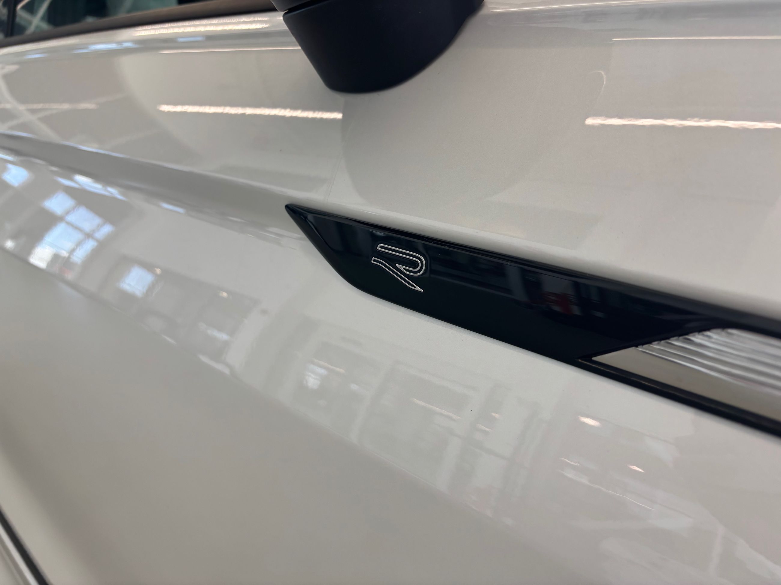 2022 Volkswagen Tiguan Comfortline R-Line Black Edition TOIT PANO SIMILIC