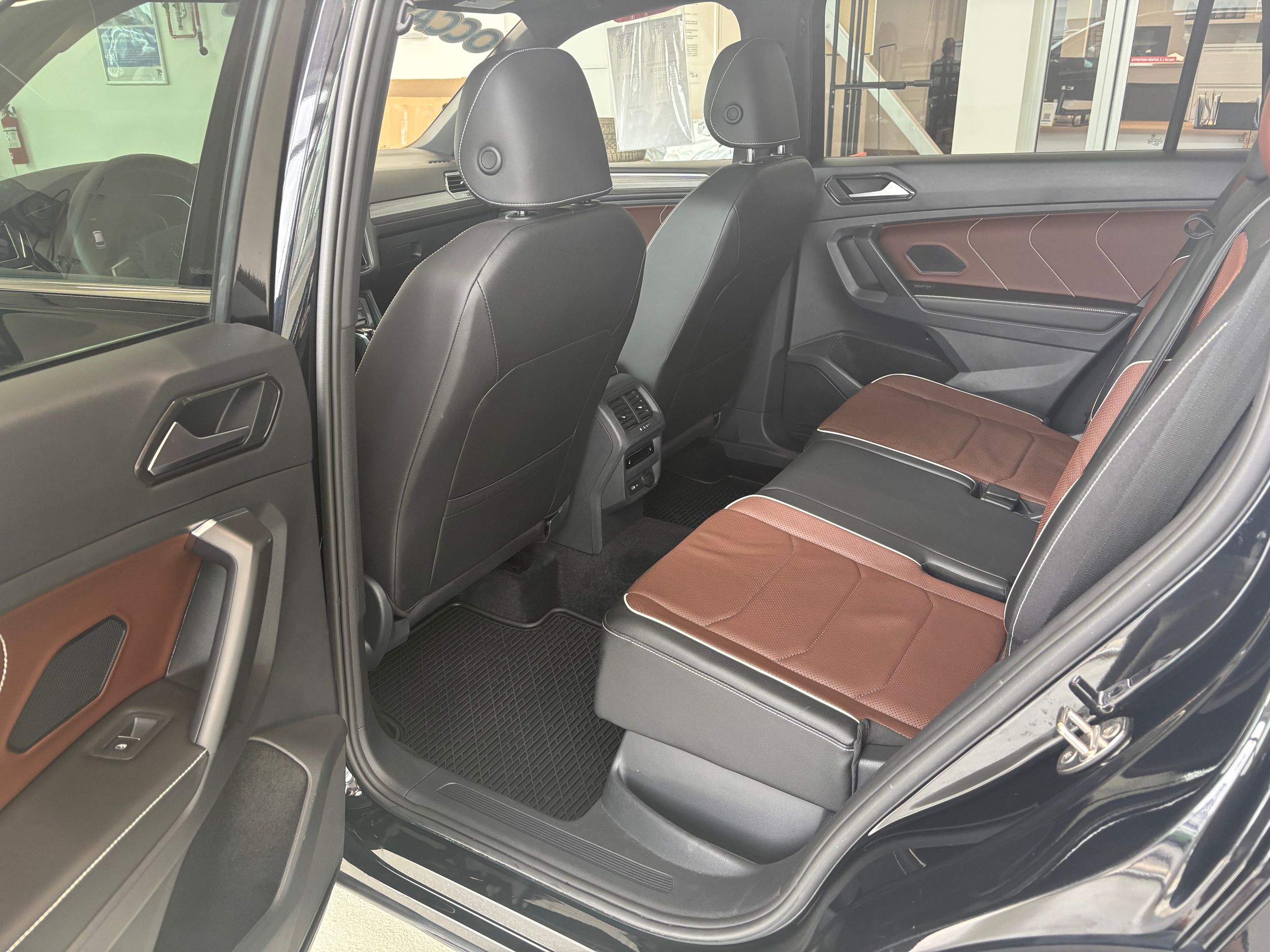 2023 Volkswagen Tiguan Highline R-Line TOIT PANO CUIR NAVIGATION