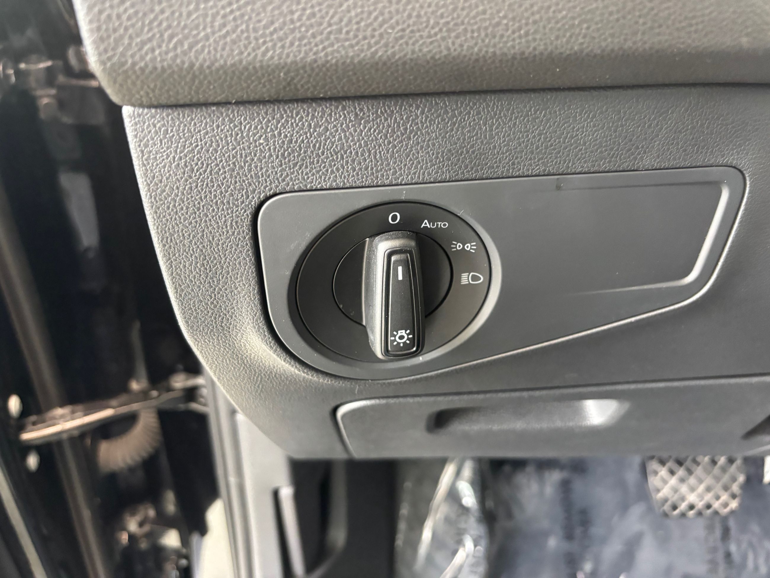 Volkswagen Tiguan Trendline 4MOTION CARPLAY SIÈGES CHAUFFANT 2024 A PARTIR DE 4.69%